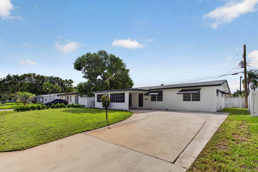 Property photo for 1624 NE 31ST Court, Pompano Beach, FL