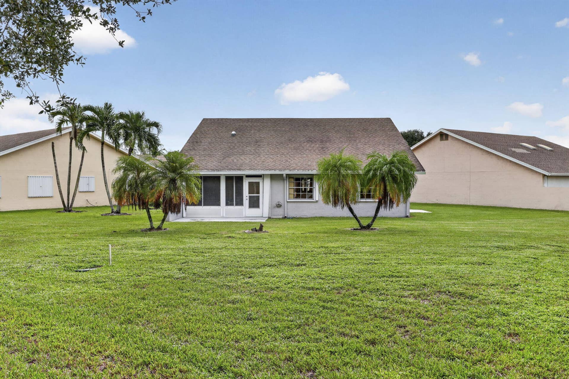 3914 Dafilee Circle, West Palm Beach, FL 33417 Huge Yard