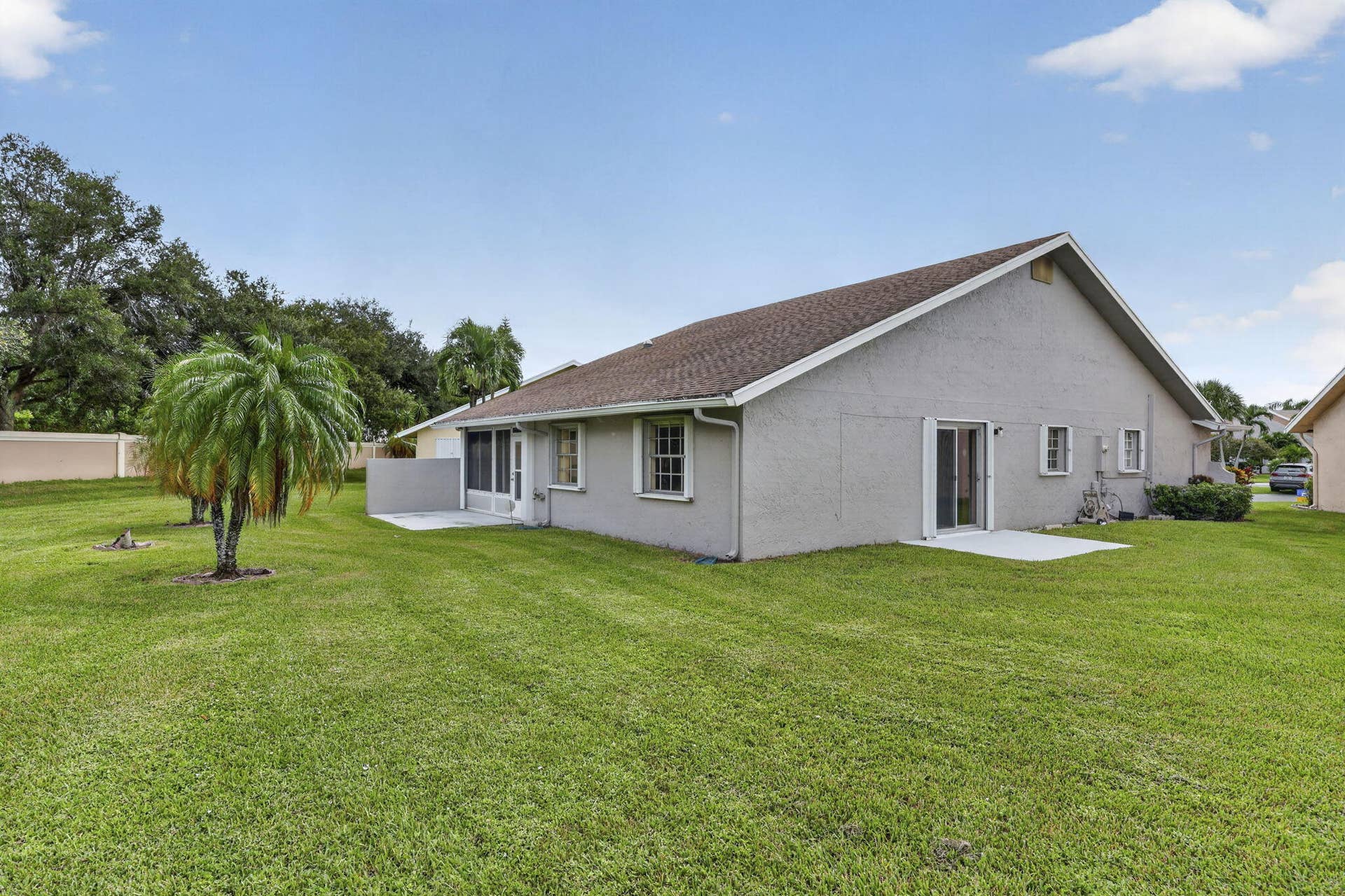 3914 Dafilee Circle, West Palm Beach, FL 33417 Huge Yard