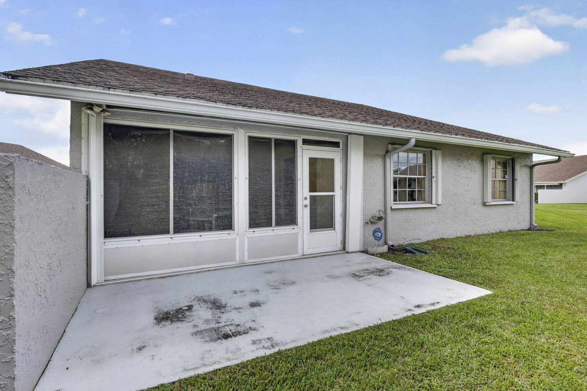 3914 Dafilee Circle, West Palm Beach, FL 33417 Patio