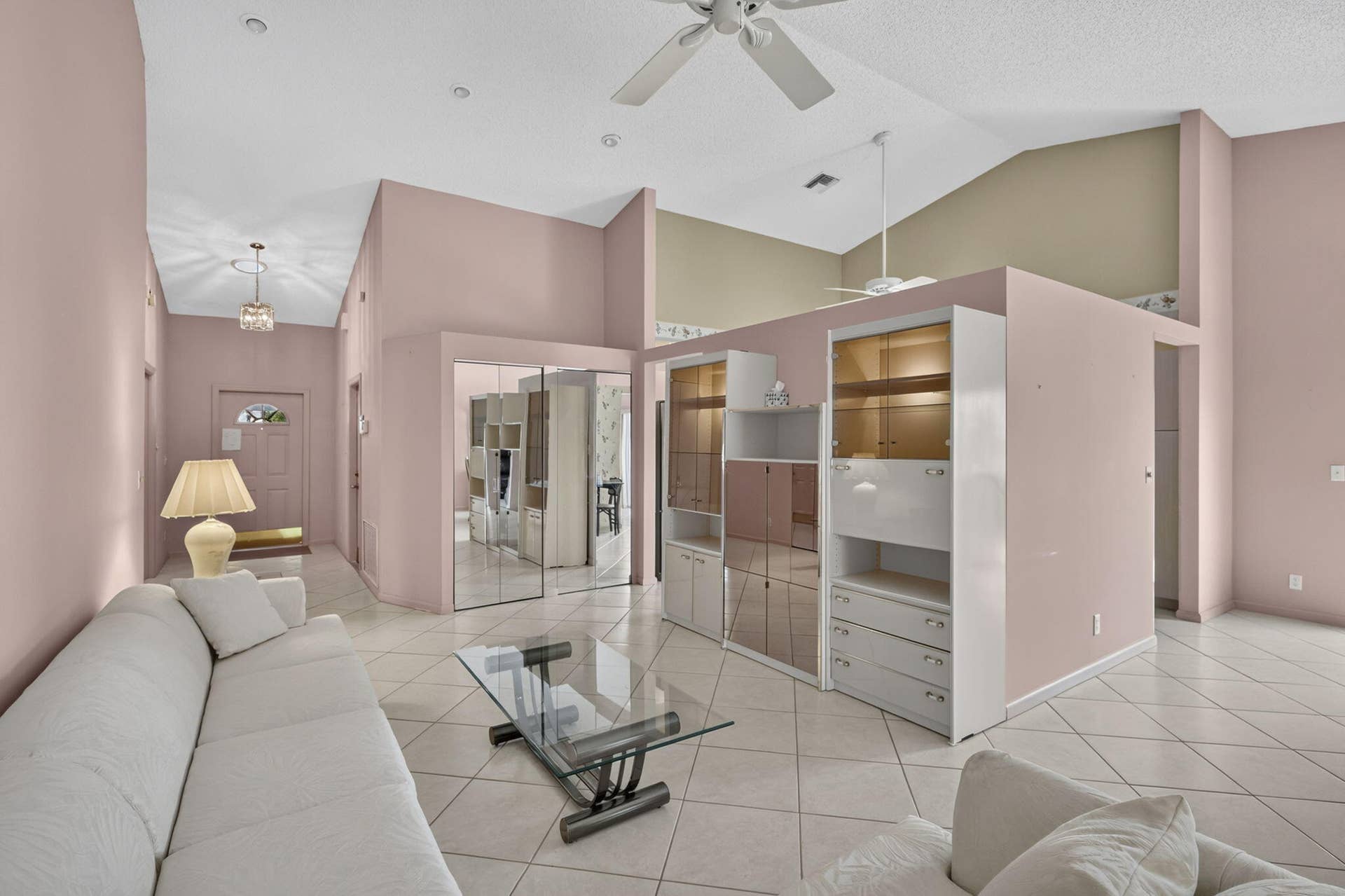 3914 Dafilee Circle, West Palm Beach, FL 33417 Living Room