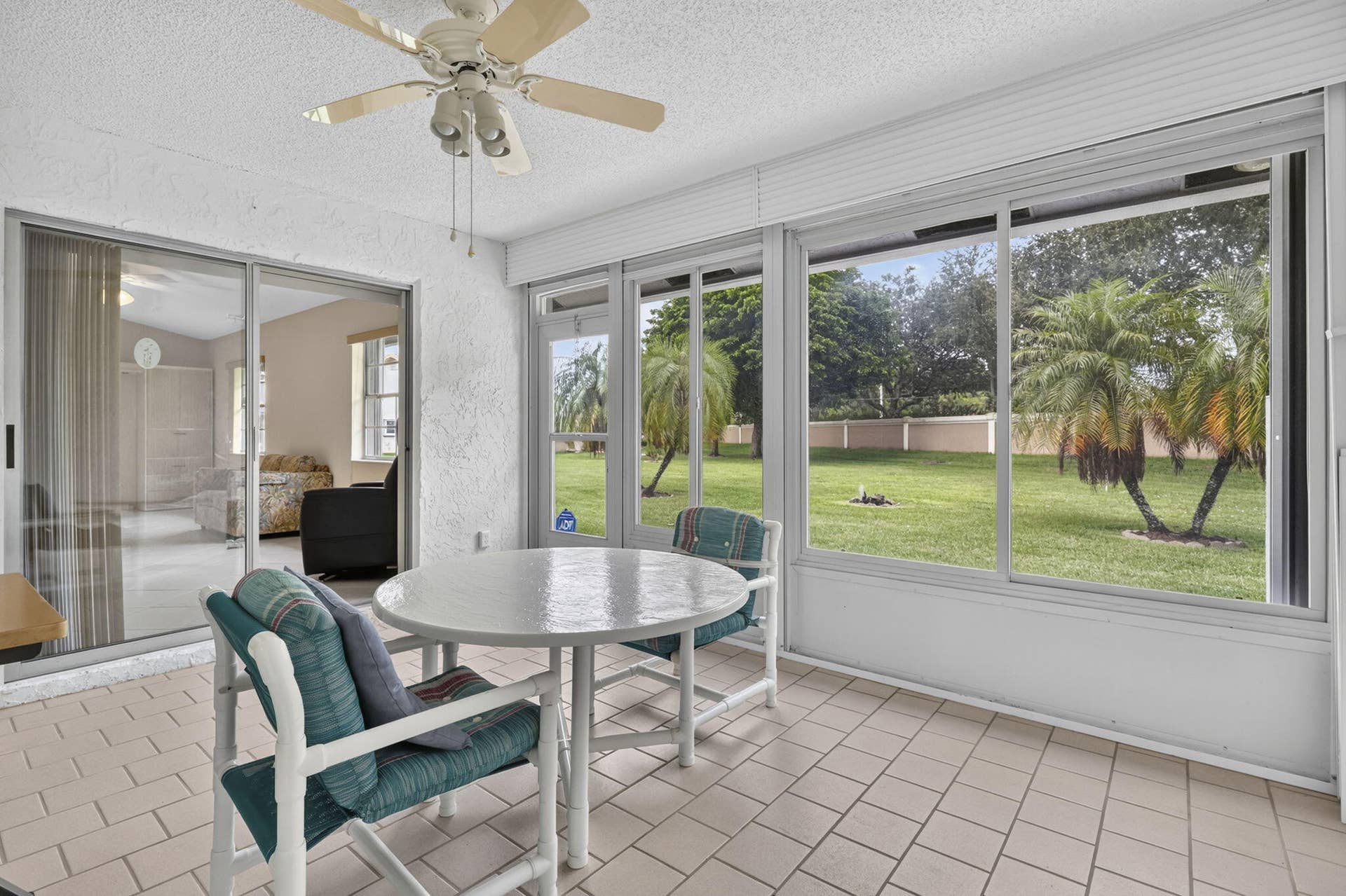 3914 Dafilee Circle, West Palm Beach, FL 33417 Covered Porch