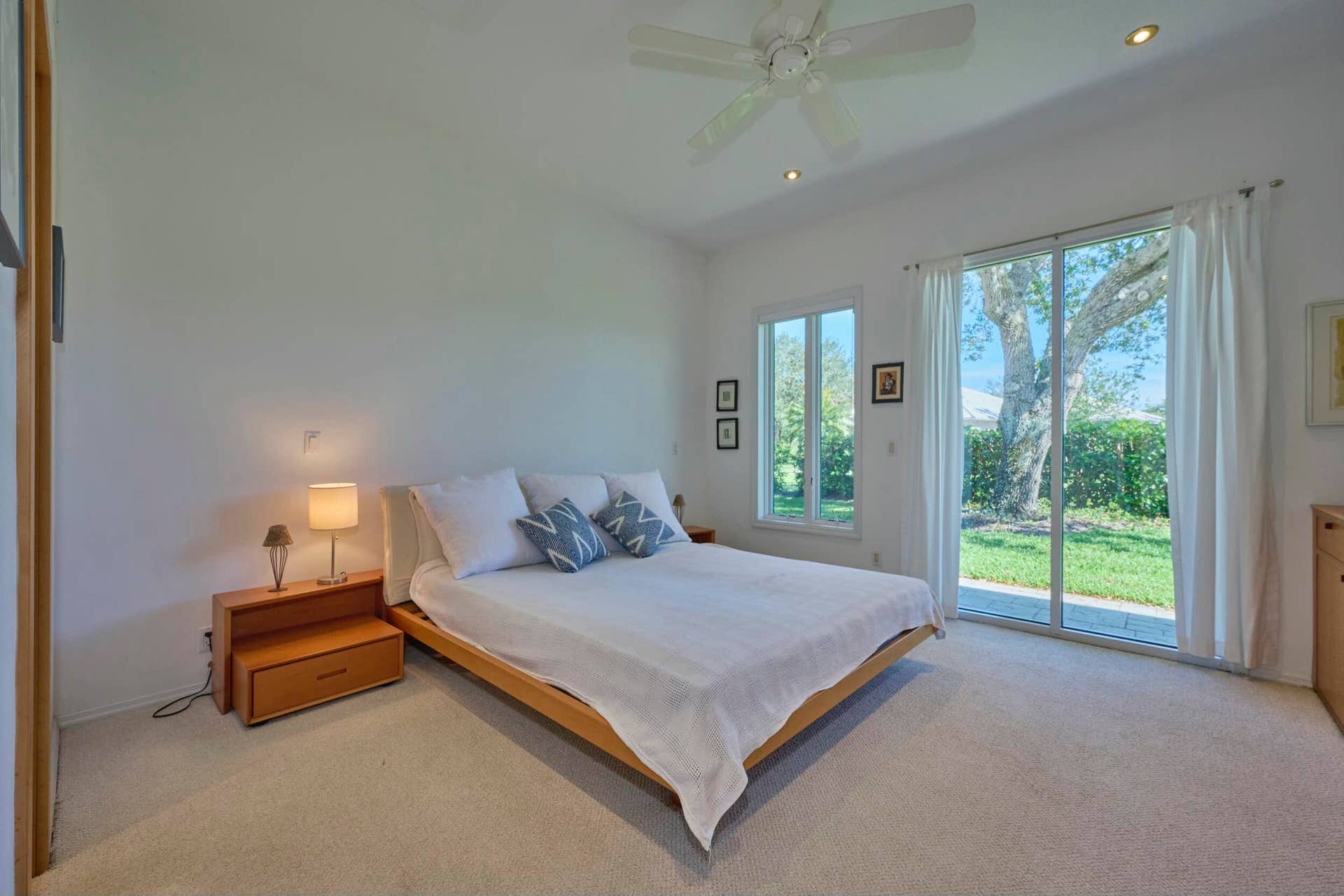 9409 BUNTING Lane, Fort Pierce, FL 34951 tempImageAoWXED