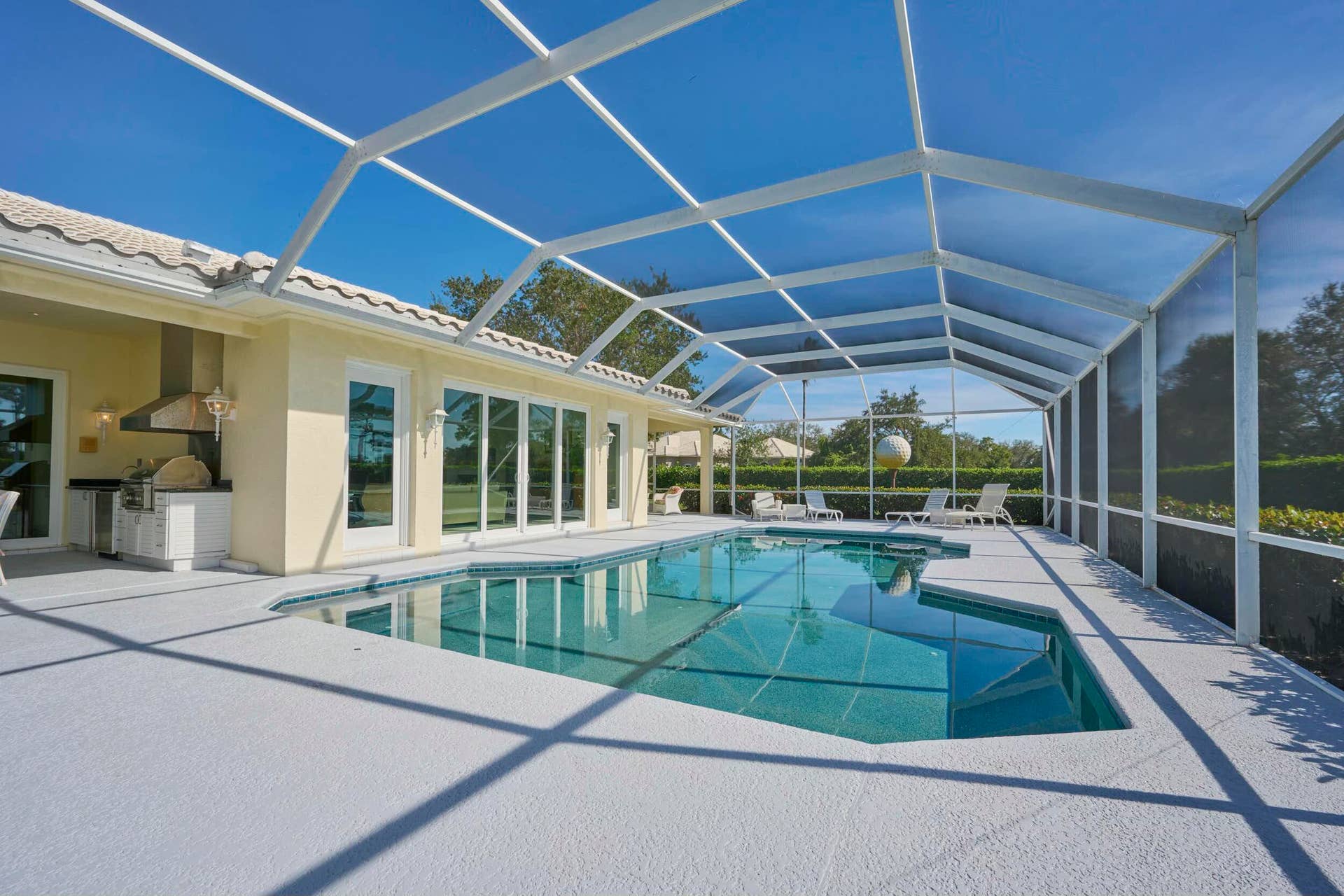 9409 BUNTING Lane, Fort Pierce, FL 34951 tempImageTBeAUw