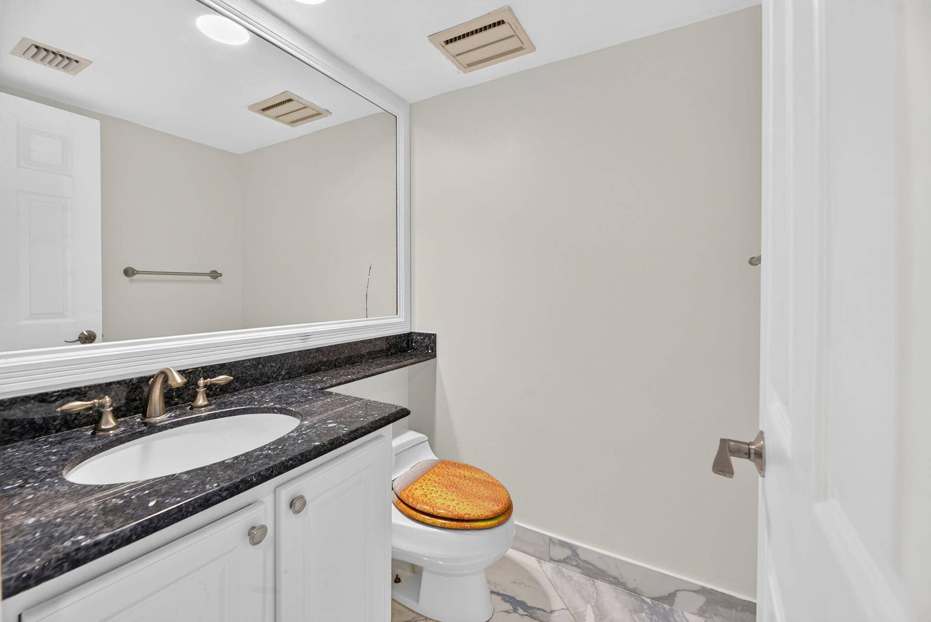 3610 S Ocean Boulevard, #409, South Palm Beach, FL 33480 14-web-or-mls-IMG_2762