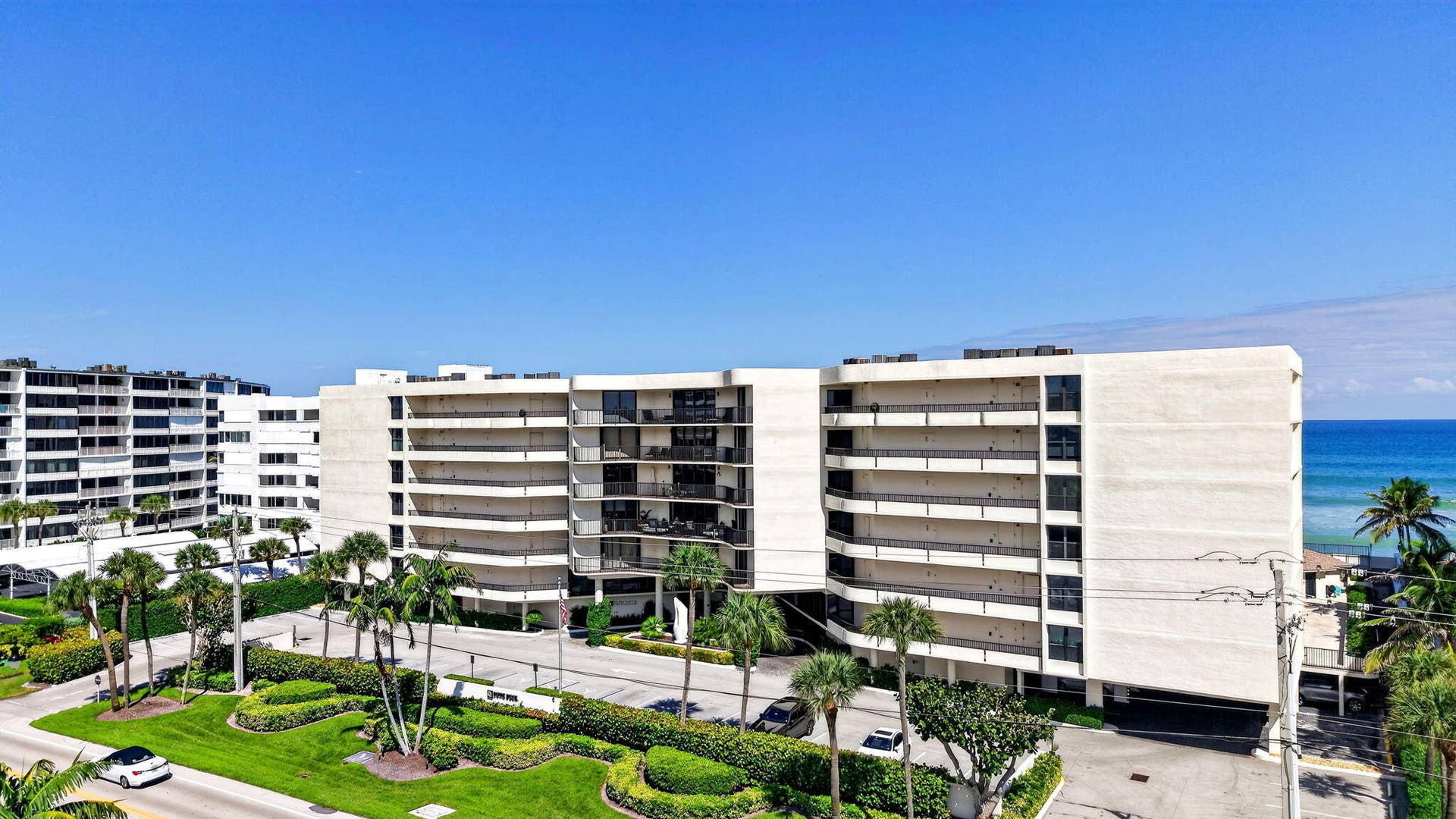 3610 S Ocean Boulevard, #409, South Palm Beach, FL 33480 27-web-or-mls-DJI_20260927150241_0818_D