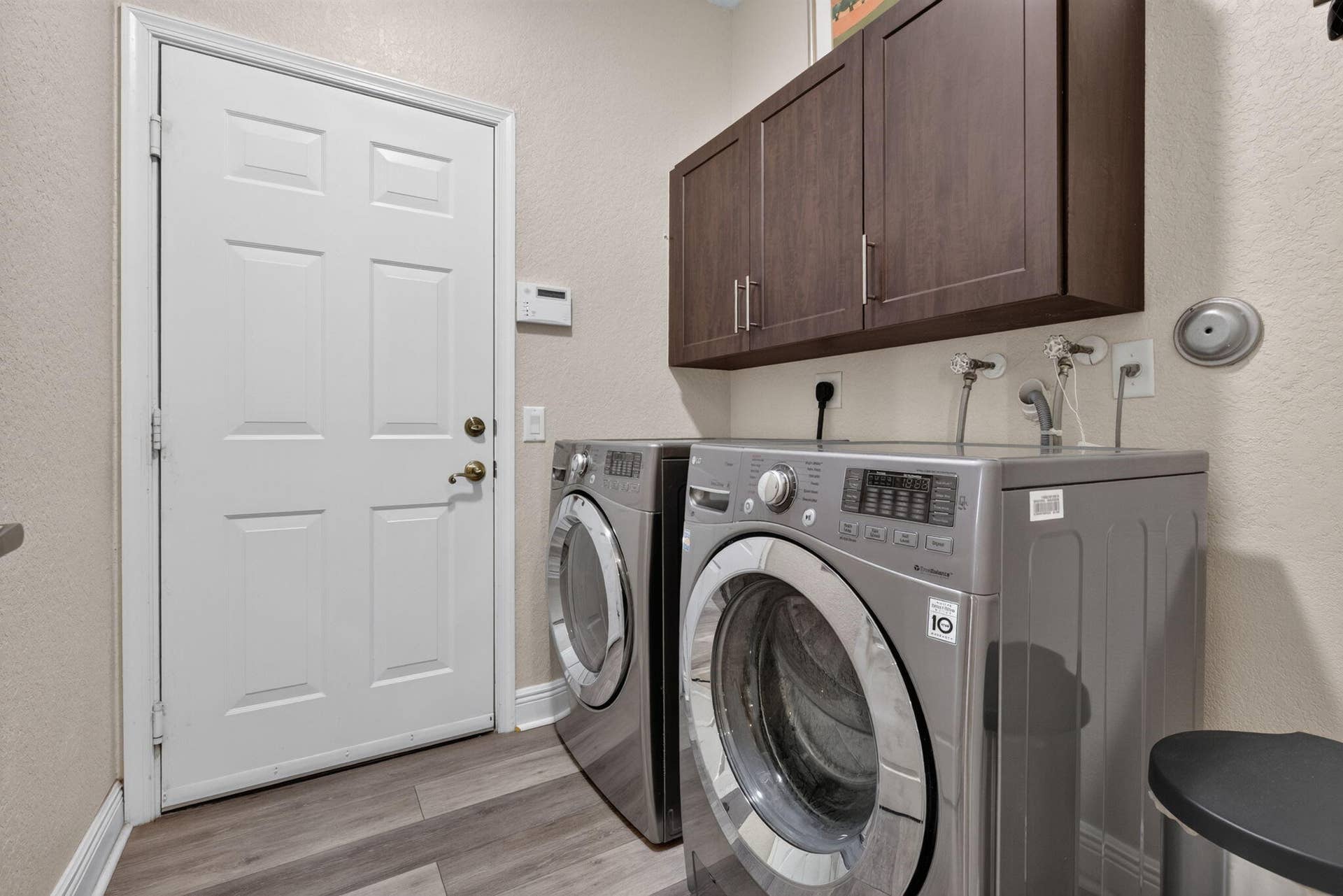 2790 Kinsington Circle, Weston, FL 33332 Laundry Room
