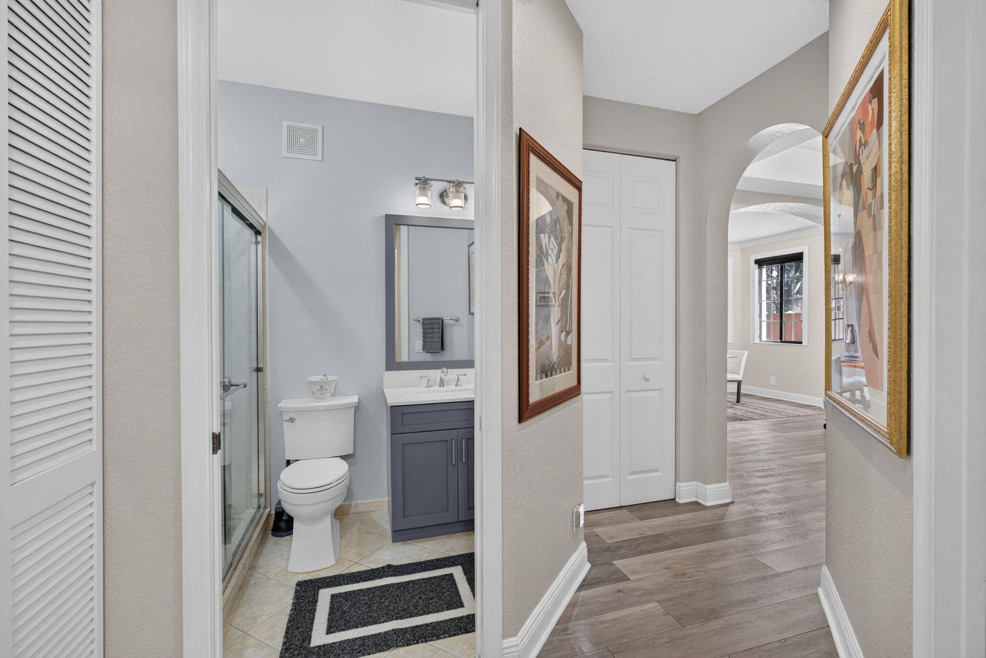 2790 Kinsington Circle, Weston, FL 33332 Full Guest Bath