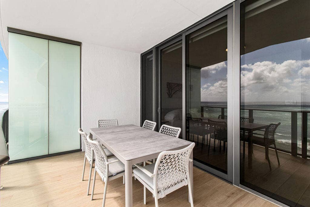 1116 N OCEAN Boulevard, #1205, Pompano Beach, FL 33062 IMG_6205