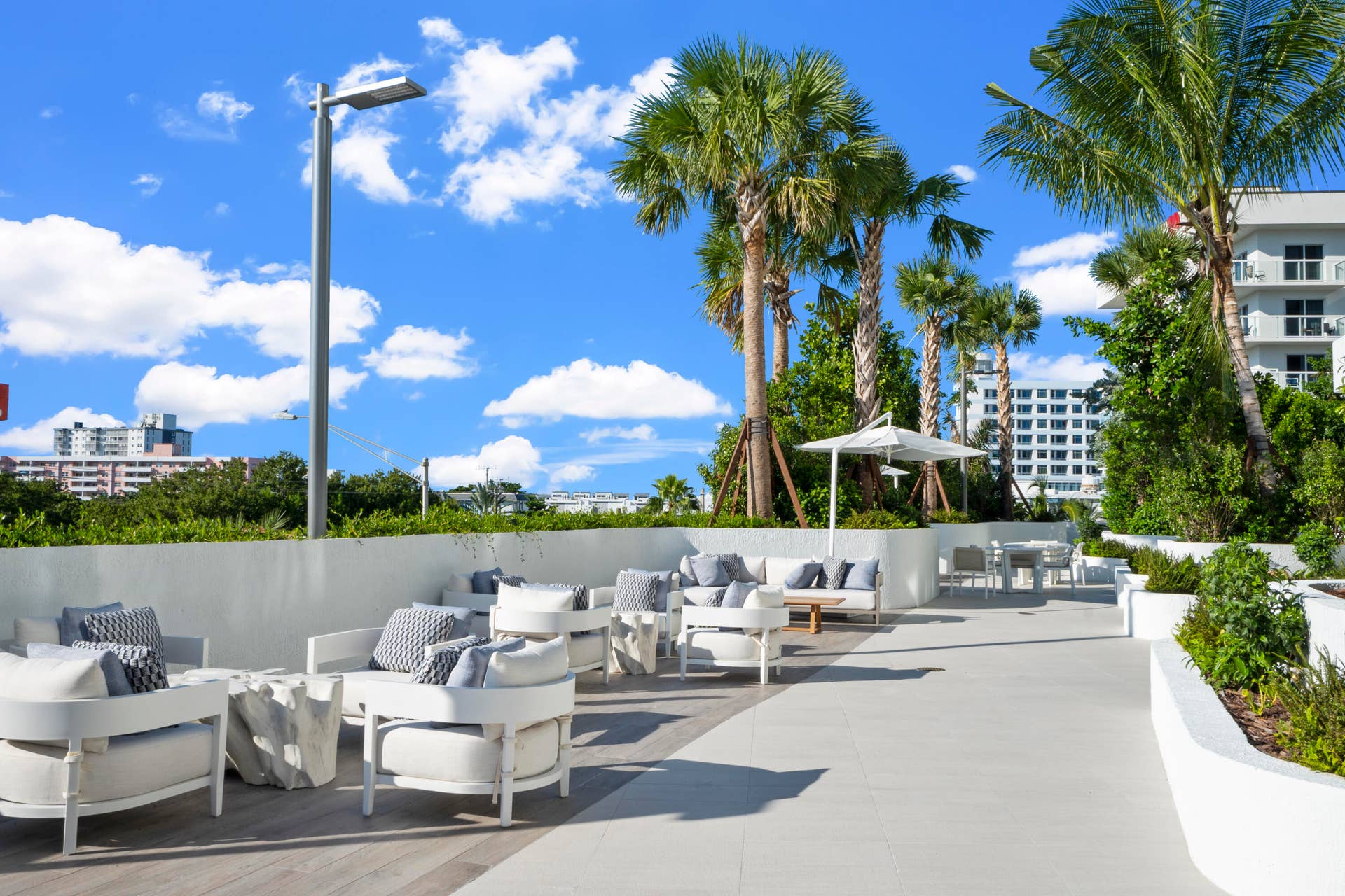 1116 N OCEAN Boulevard, #1205, Pompano Beach, FL 33062 Skybankpro.com Real Estate Photography S