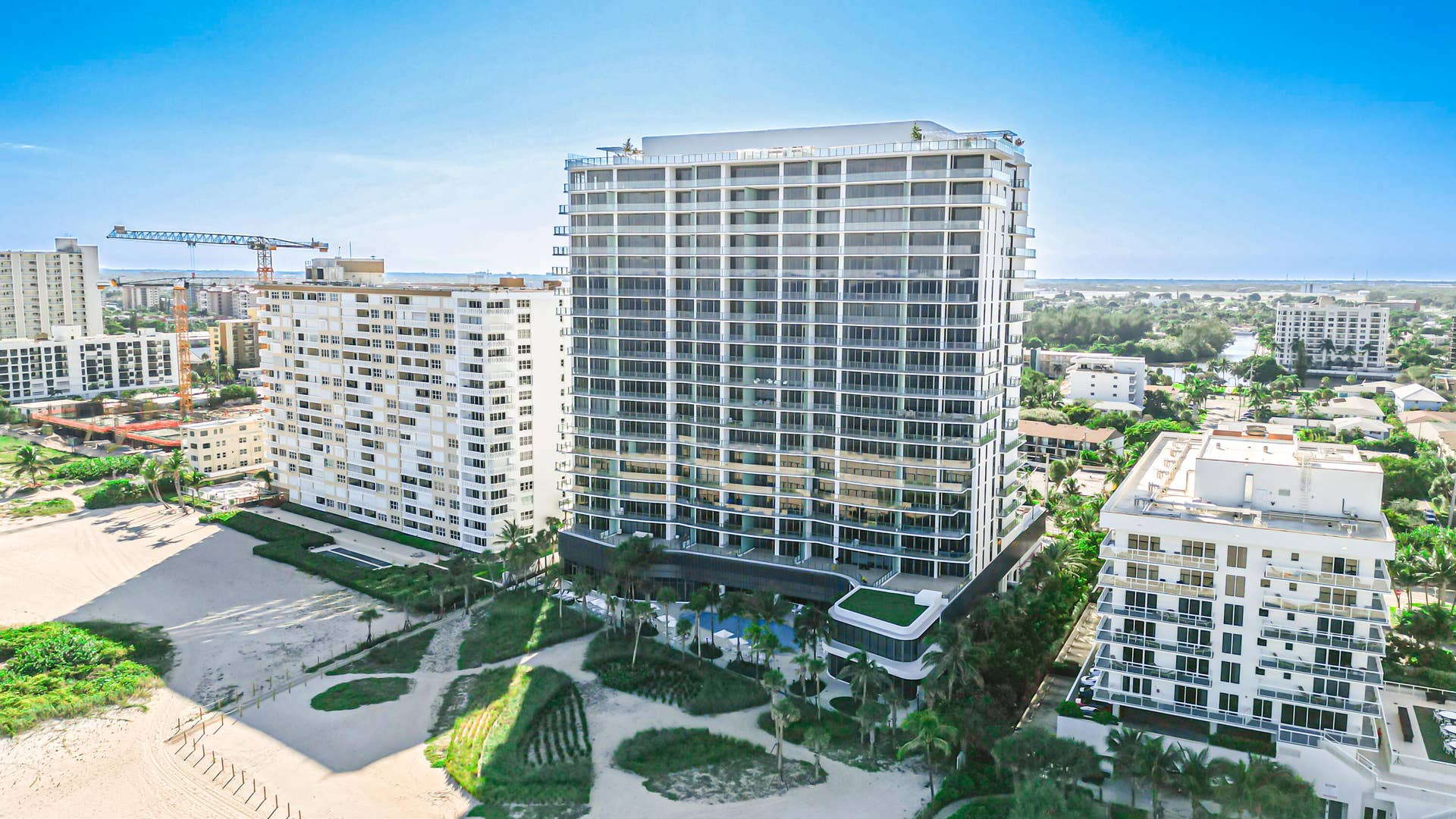 1116 N OCEAN Boulevard, #1205, Pompano Beach, FL 33062 Skybankpro.com Real Estate Photography S
