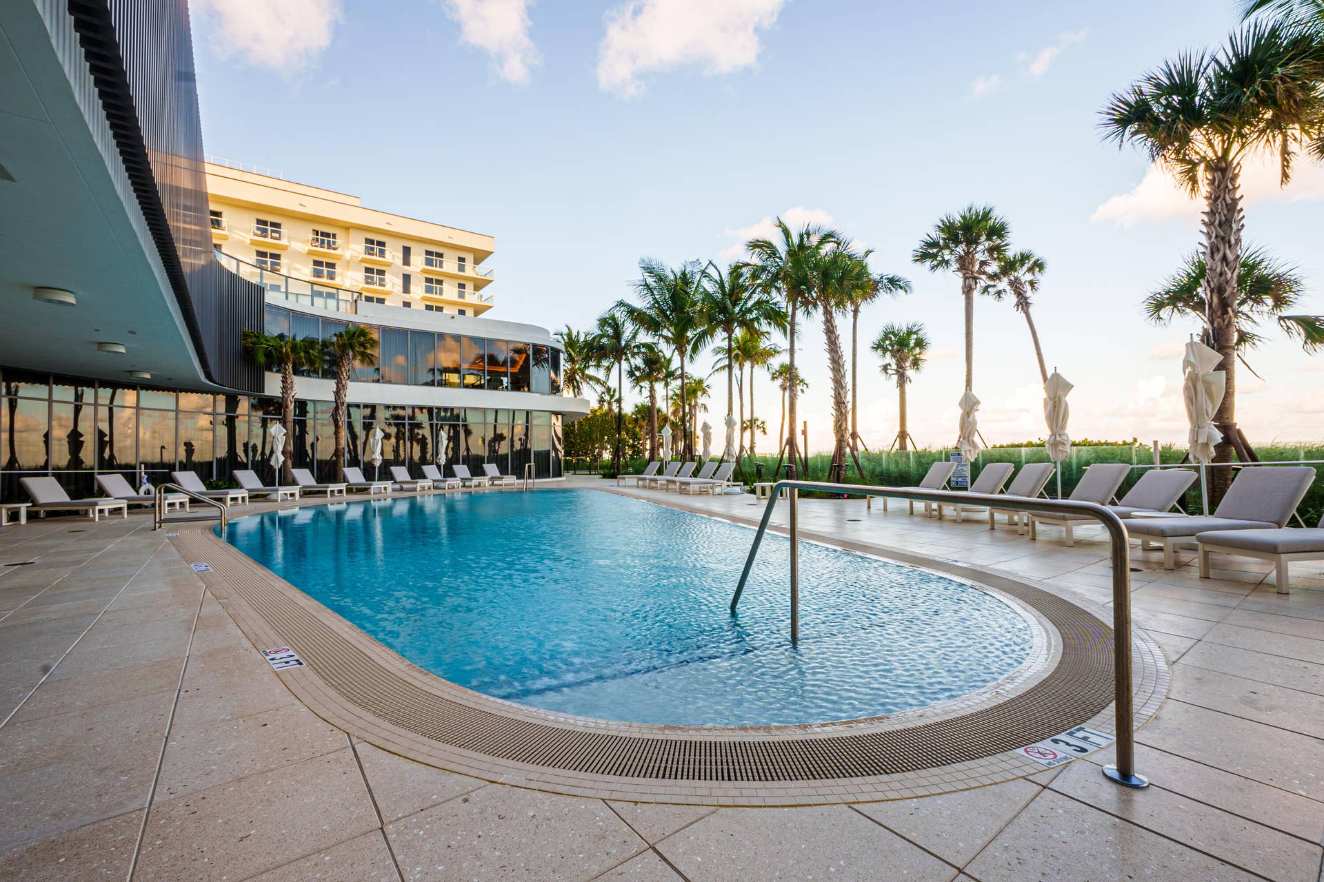 1116 N OCEAN Boulevard, #1205, Pompano Beach, FL 33062 Skybankpro.com Real Estate Photography S