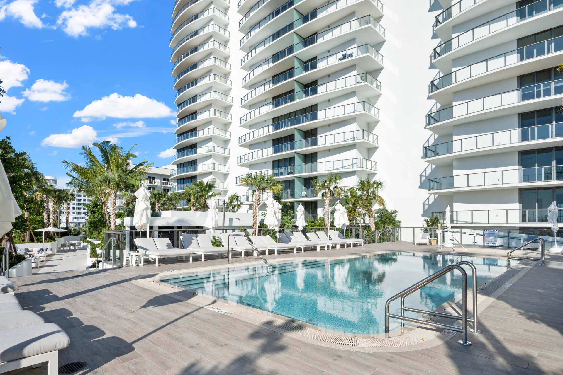 1116 N OCEAN Boulevard, #1205, Pompano Beach, FL 33062 Skybankpro.com Real Estate Photography S