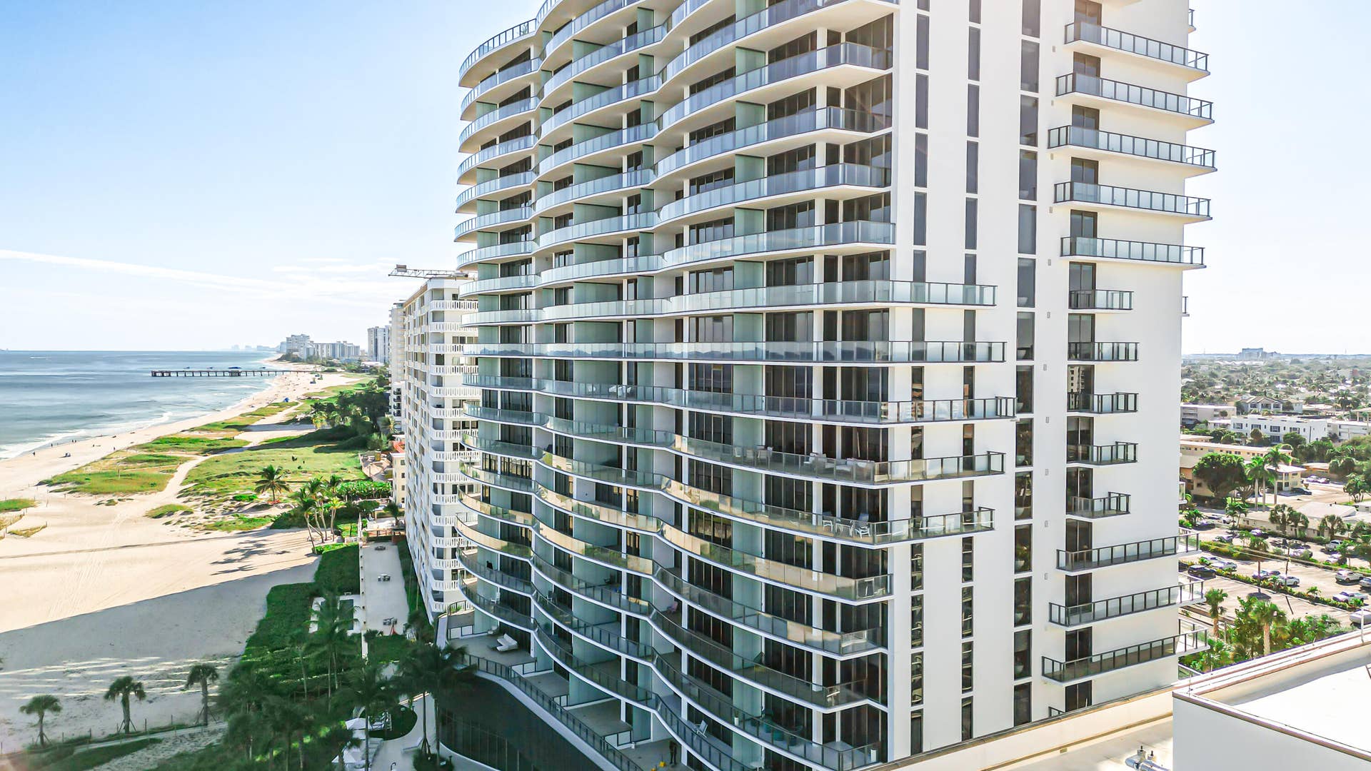 1116 N OCEAN Boulevard, #1205, Pompano Beach, FL 33062 Skybankpro.com Real Estate Photography S