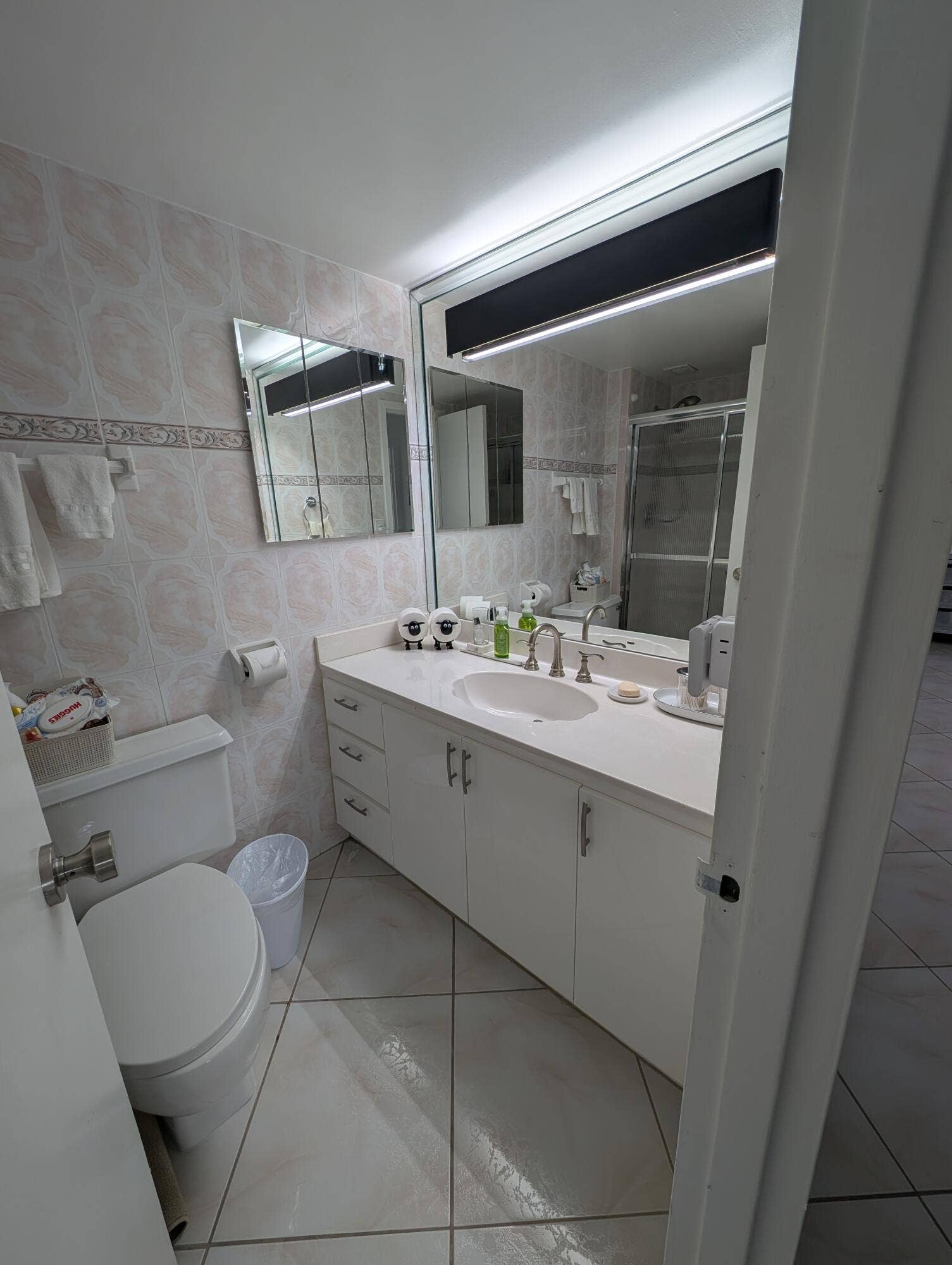 Second/Guest Bathroom