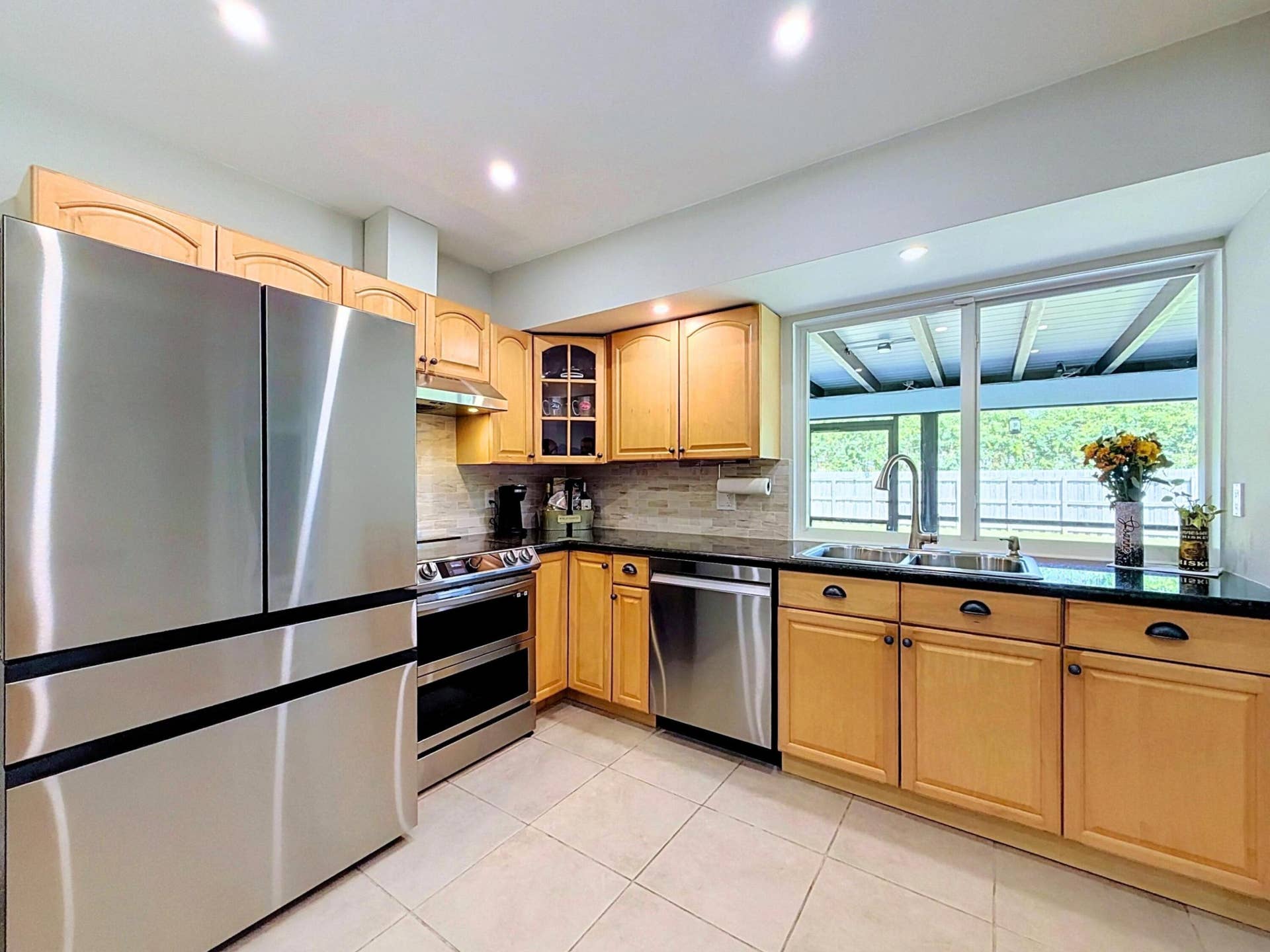 2621 NE 51ST Court, Lighthouse Point, FL 33064 18
