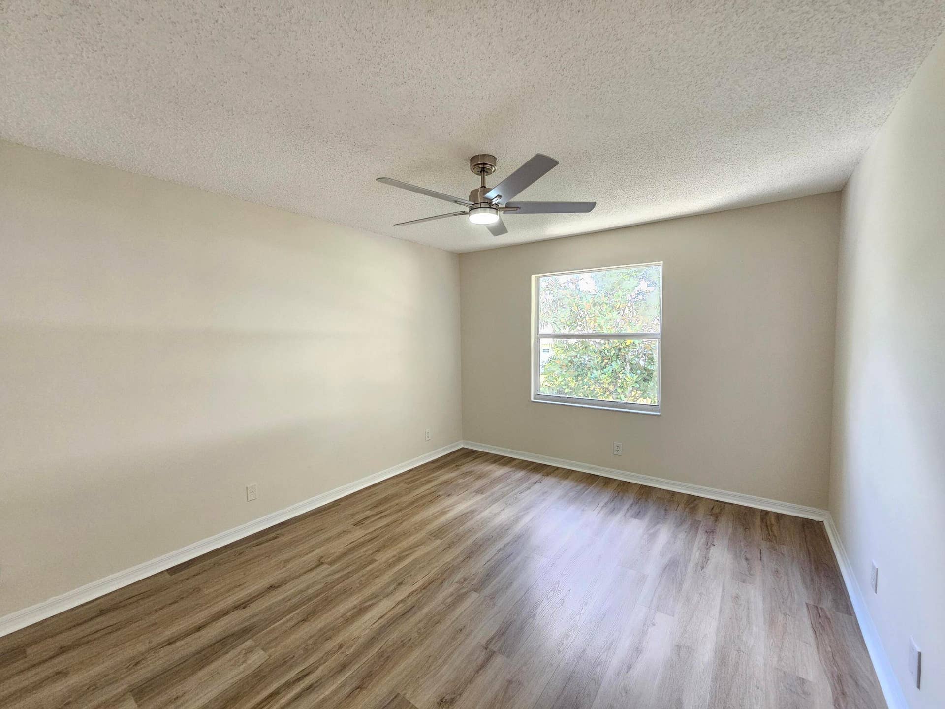 145 Fox Meadow Run, Jupiter, FL 33458 Bedroom 1