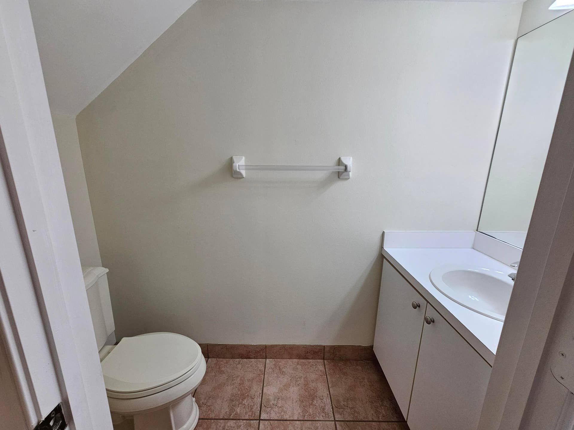 145 Fox Meadow Run, Jupiter, FL 33458 Half Bathroom