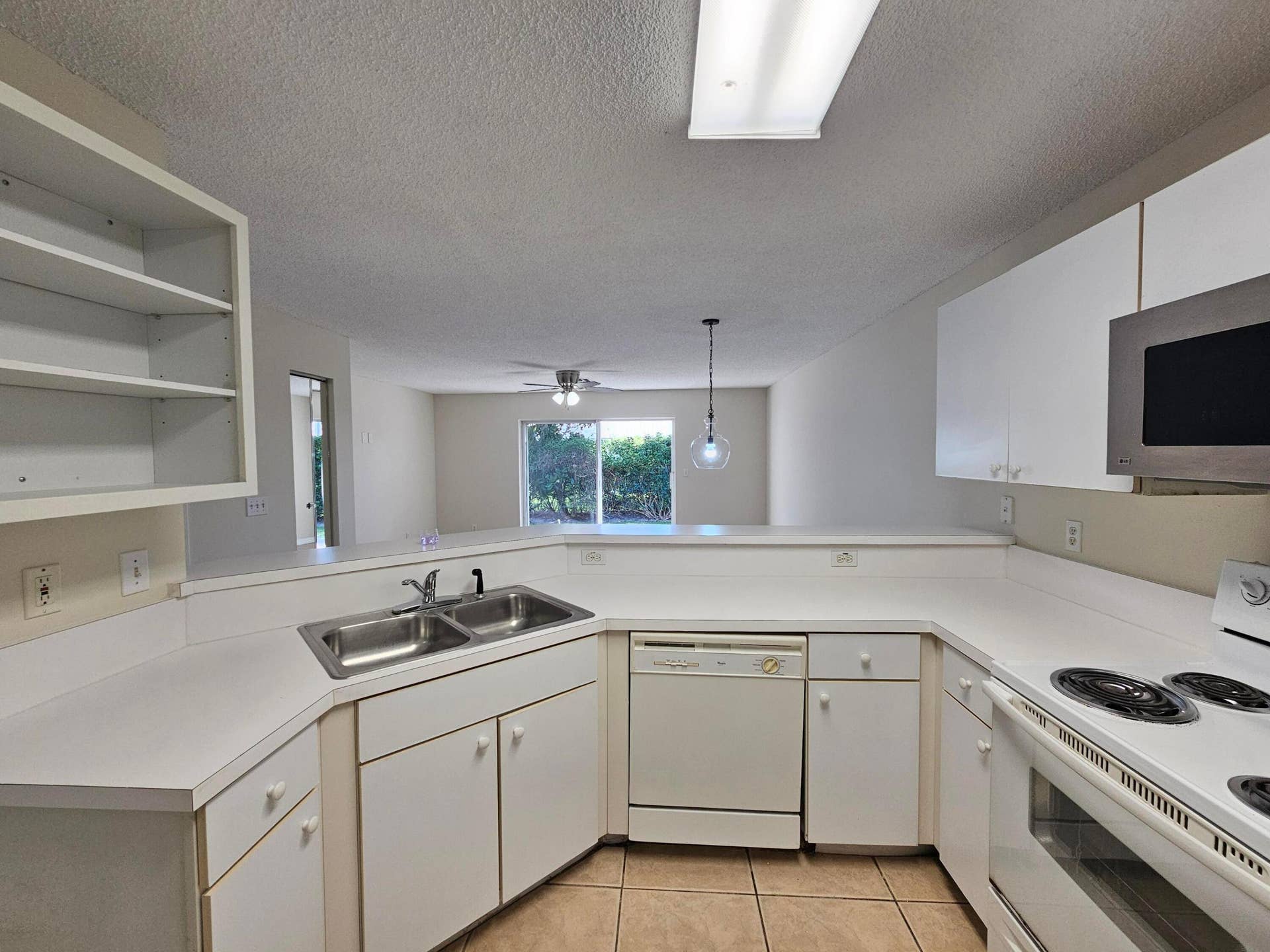 145 Fox Meadow Run, Jupiter, FL 33458 Kitchen (3)