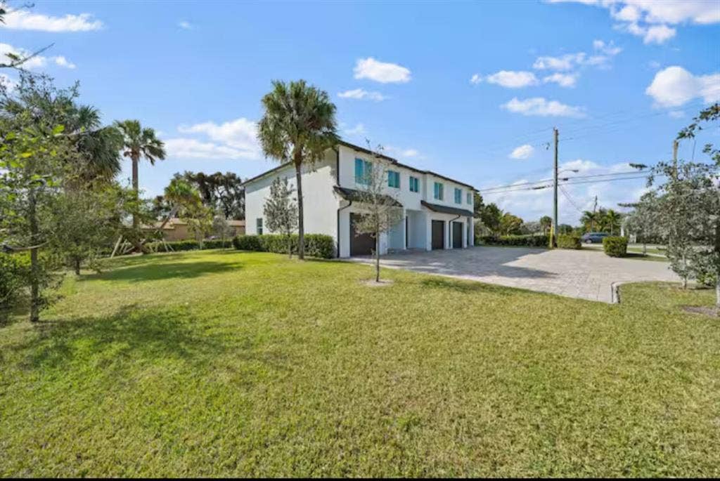 1559 W 26TH Court, #1, Riviera Beach, Riviera Beach, FL 33404 front corner