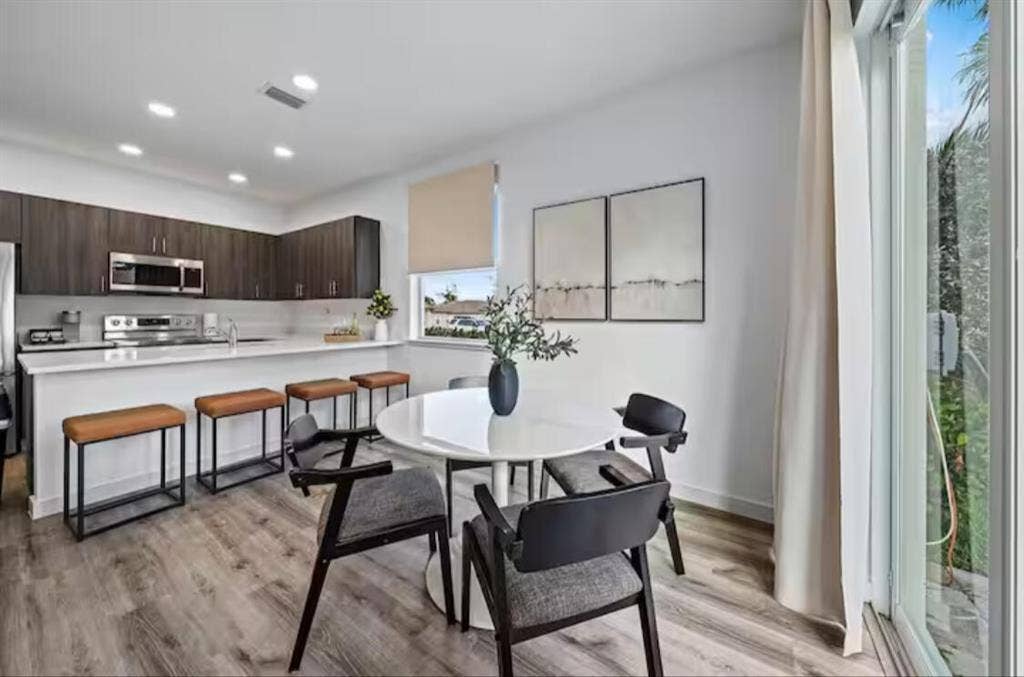 1559 W 26TH Court, #1, Riviera Beach, Riviera Beach, FL 33404 dining