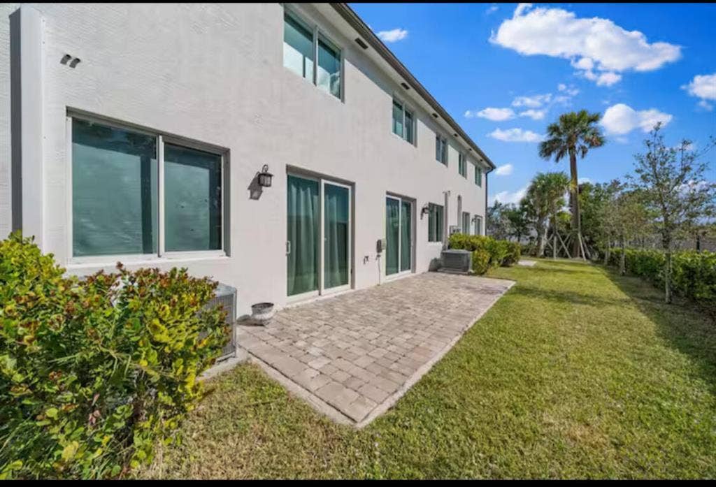 1559 W 26TH Court, #1, Riviera Beach, Riviera Beach, FL 33404 backyard