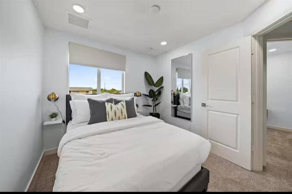 1559 W 26TH Court, #1, Riviera Beach, Riviera Beach, FL 33404 bed 4