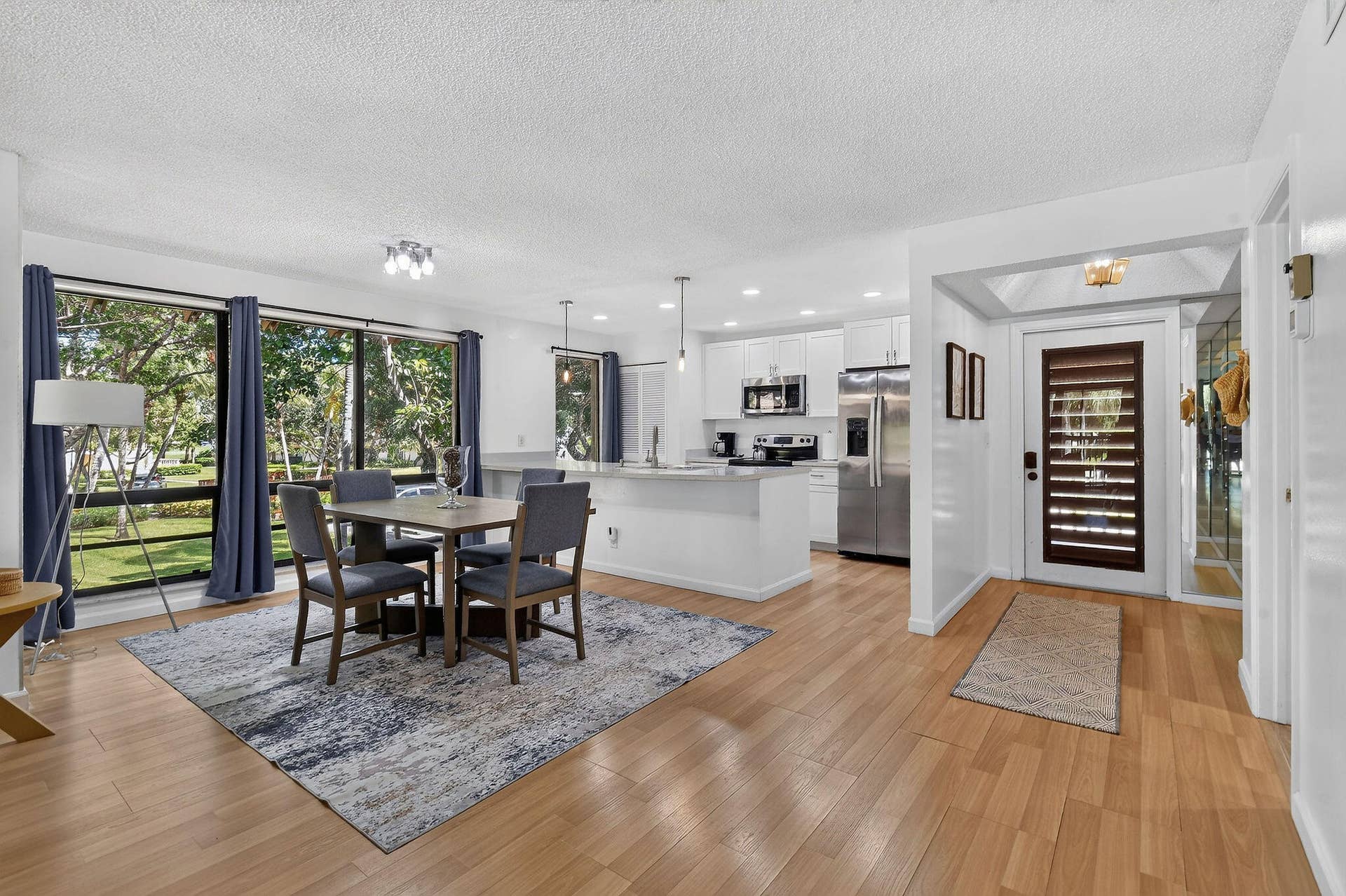 407 BRACKENWOOD Lane S, Palm Beach Gardens, FL 33418 407BrackenwoodLnS(8)