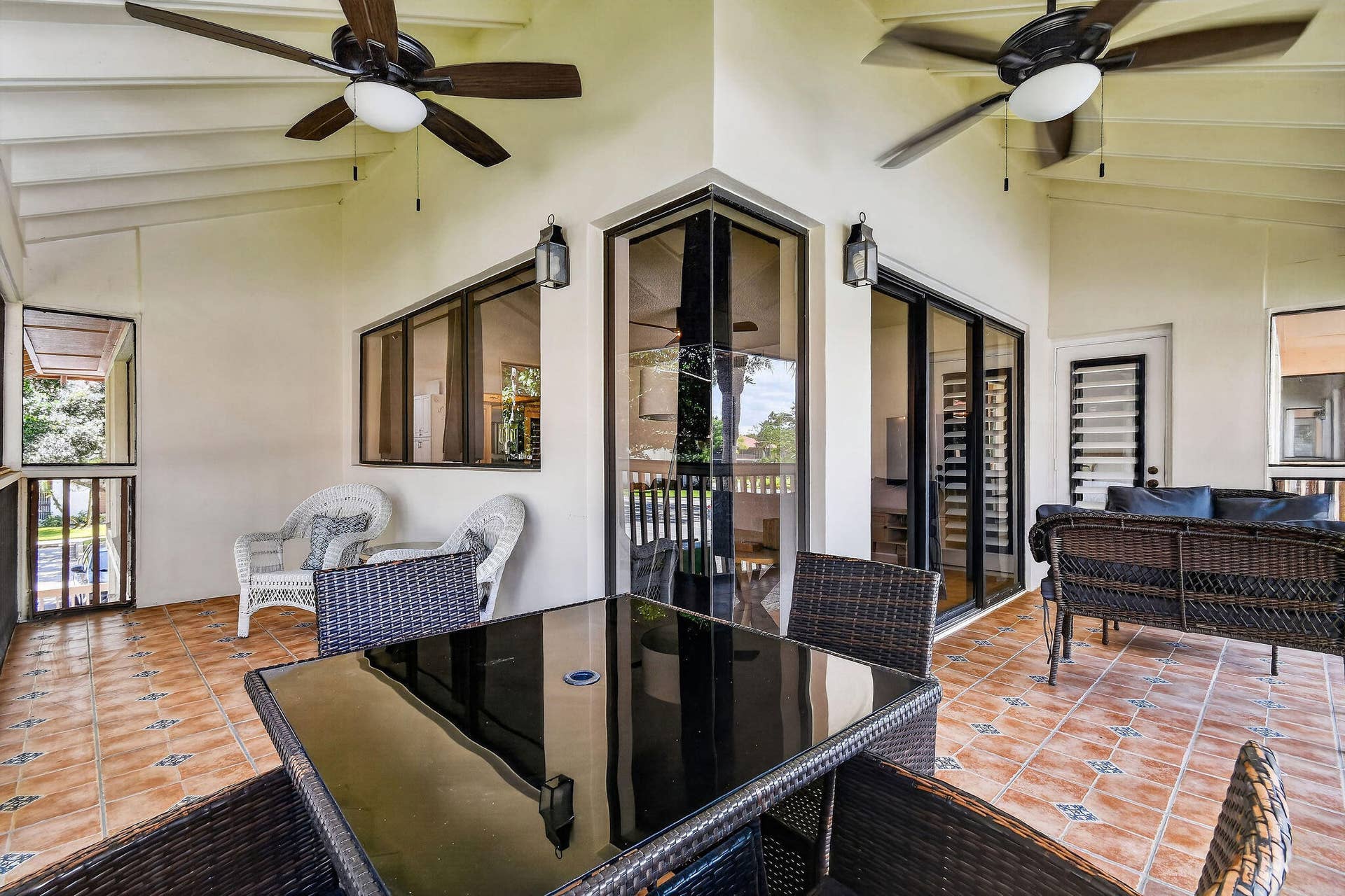 407 BRACKENWOOD Lane S, Palm Beach Gardens, FL 33418 407BrackenwoodLnS(49)