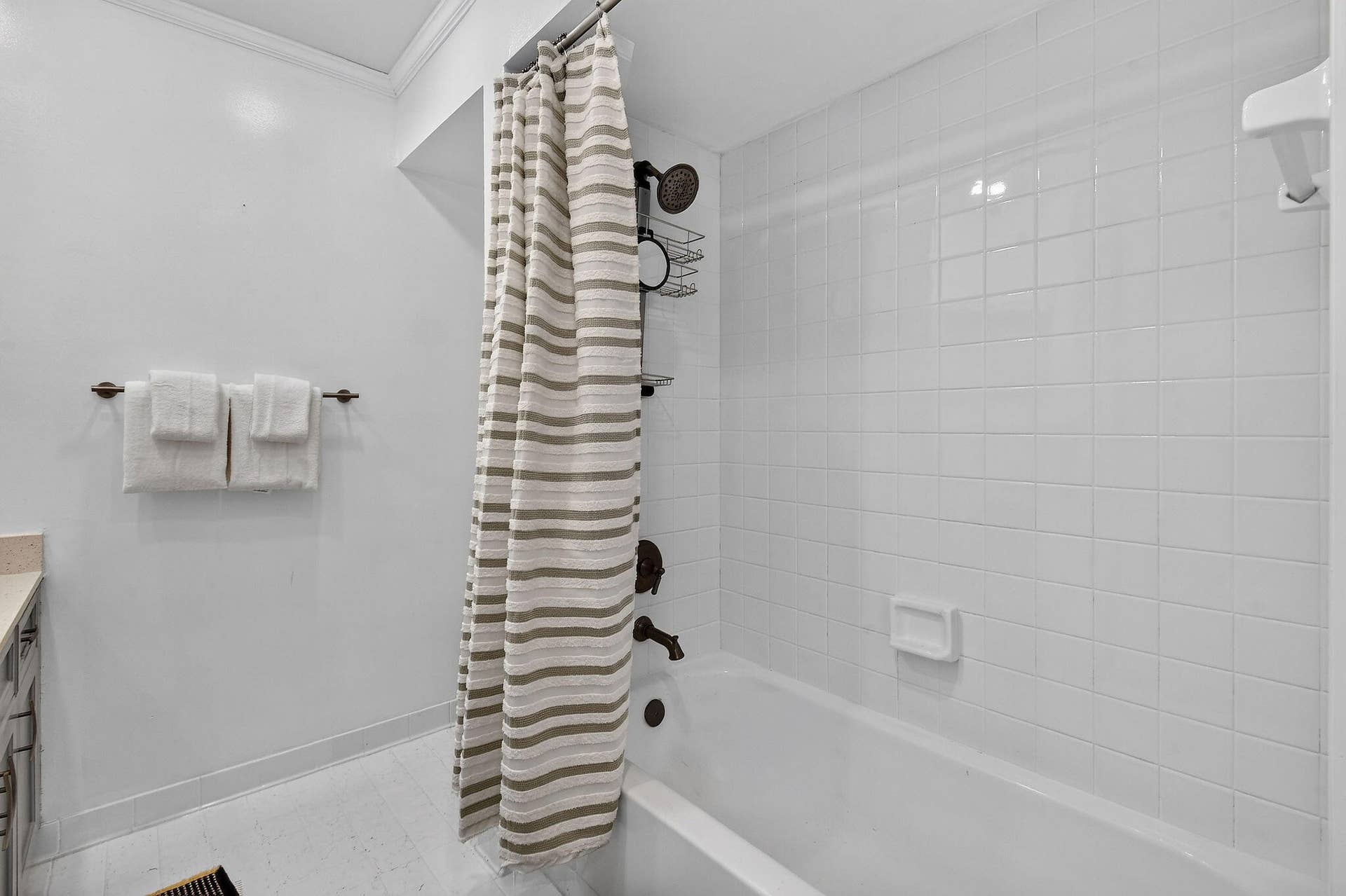 407 BRACKENWOOD Lane S, Palm Beach Gardens, FL 33418 407BrackenwoodLnS(42)