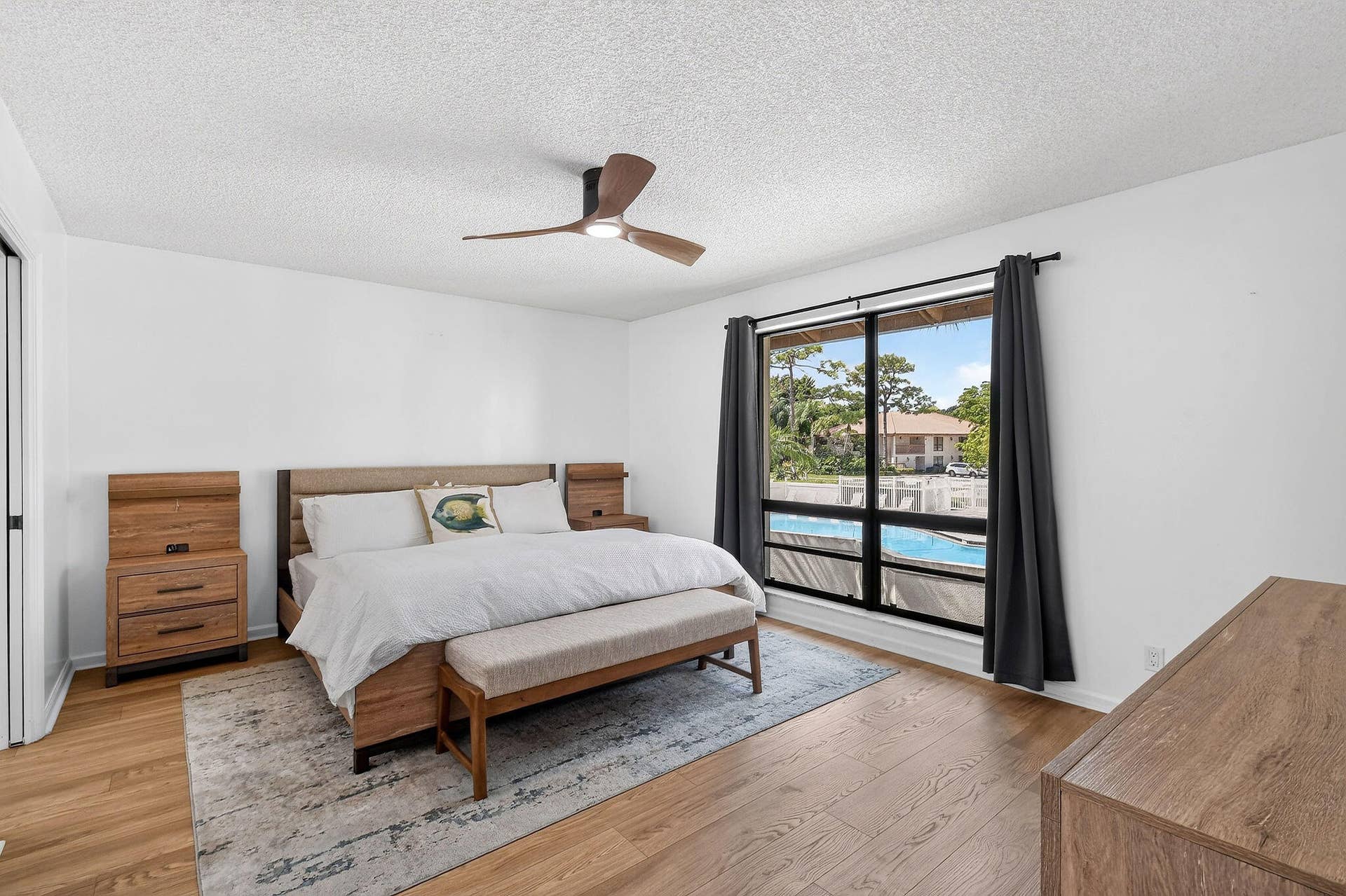 407 BRACKENWOOD Lane S, Palm Beach Gardens, FL 33418 407BrackenwoodLnS(24)