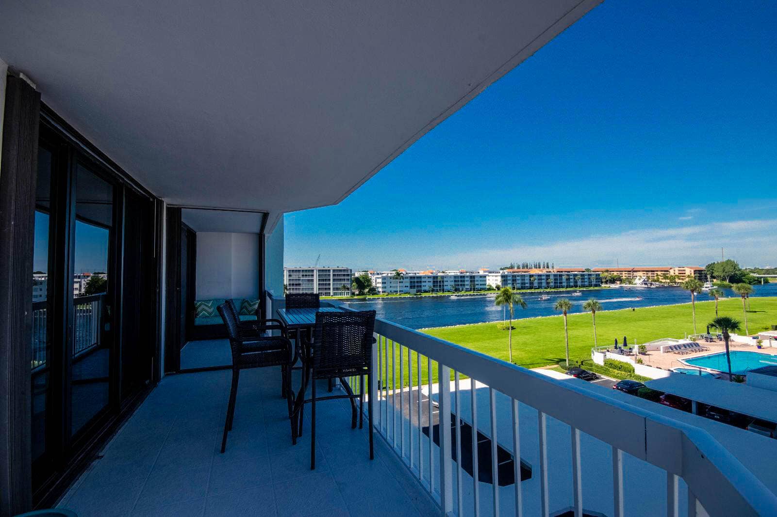 115 Lakeshore Drive, #549, North Palm Beach, FL 33408 Intracoastal View