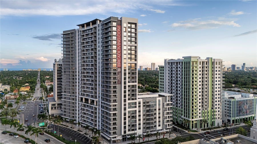 Property photo for 1770 S Young Circle, #2016, Hollywood, FL
