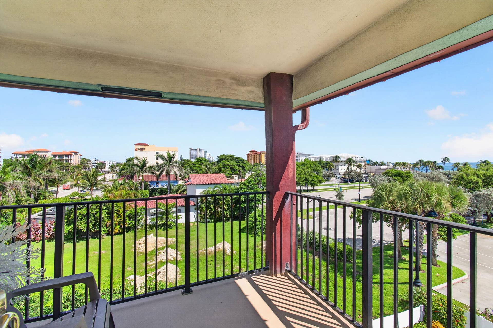 180 SE 20th Avenue, #403, Deerfield Beach, FL 33441 Balcony