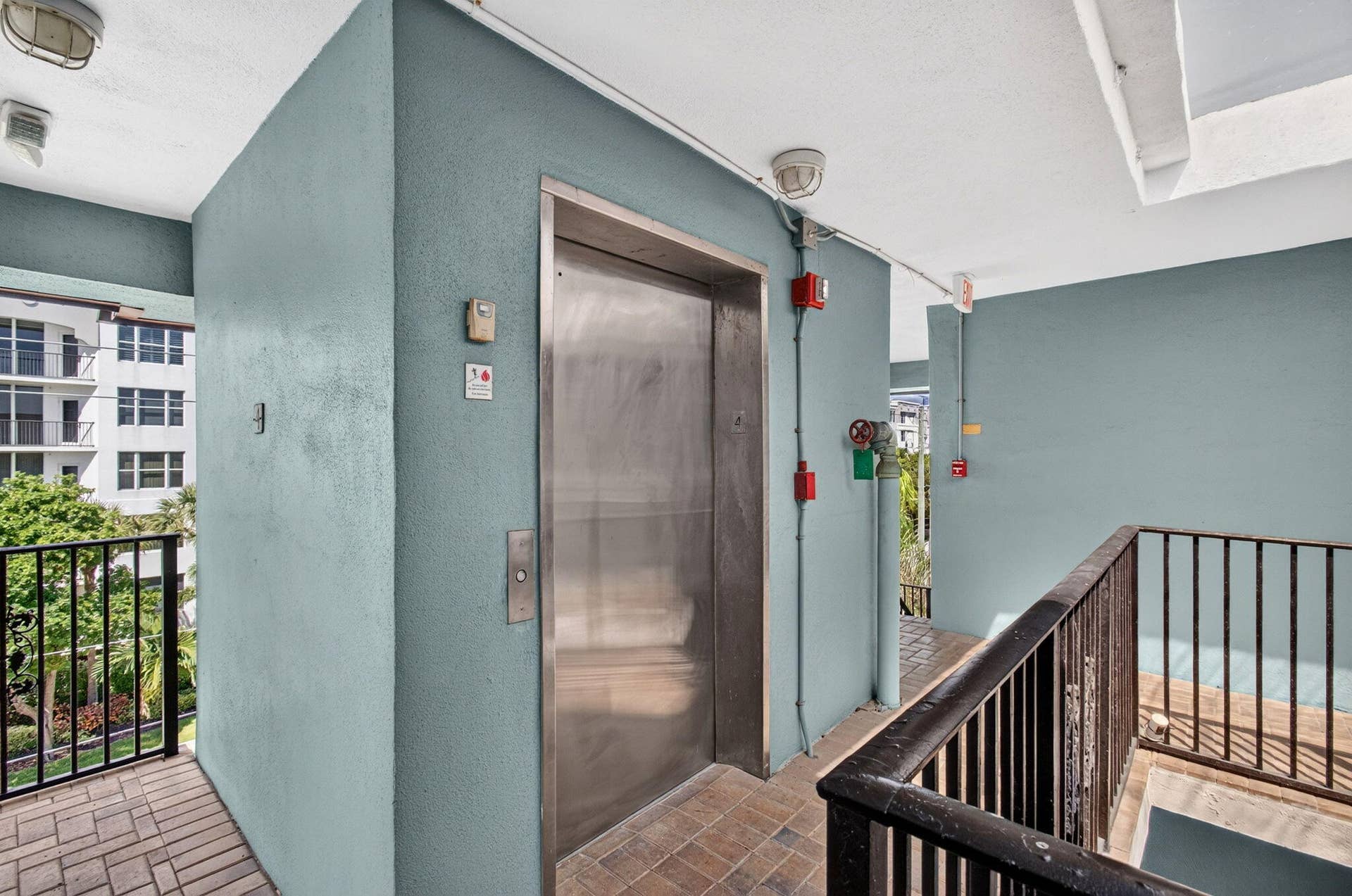 180 SE 20th Avenue, #403, Deerfield Beach, FL 33441 Elevator