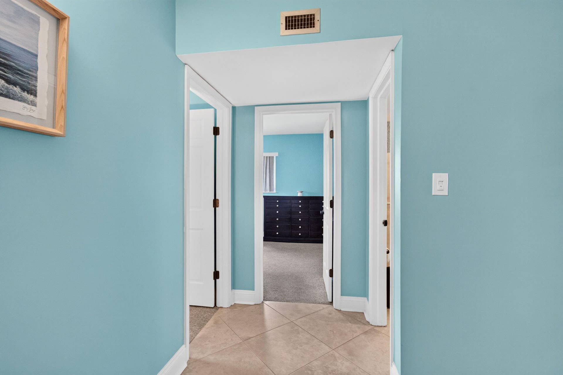 180 SE 20th Avenue, #403, Deerfield Beach, FL 33441 Hallway