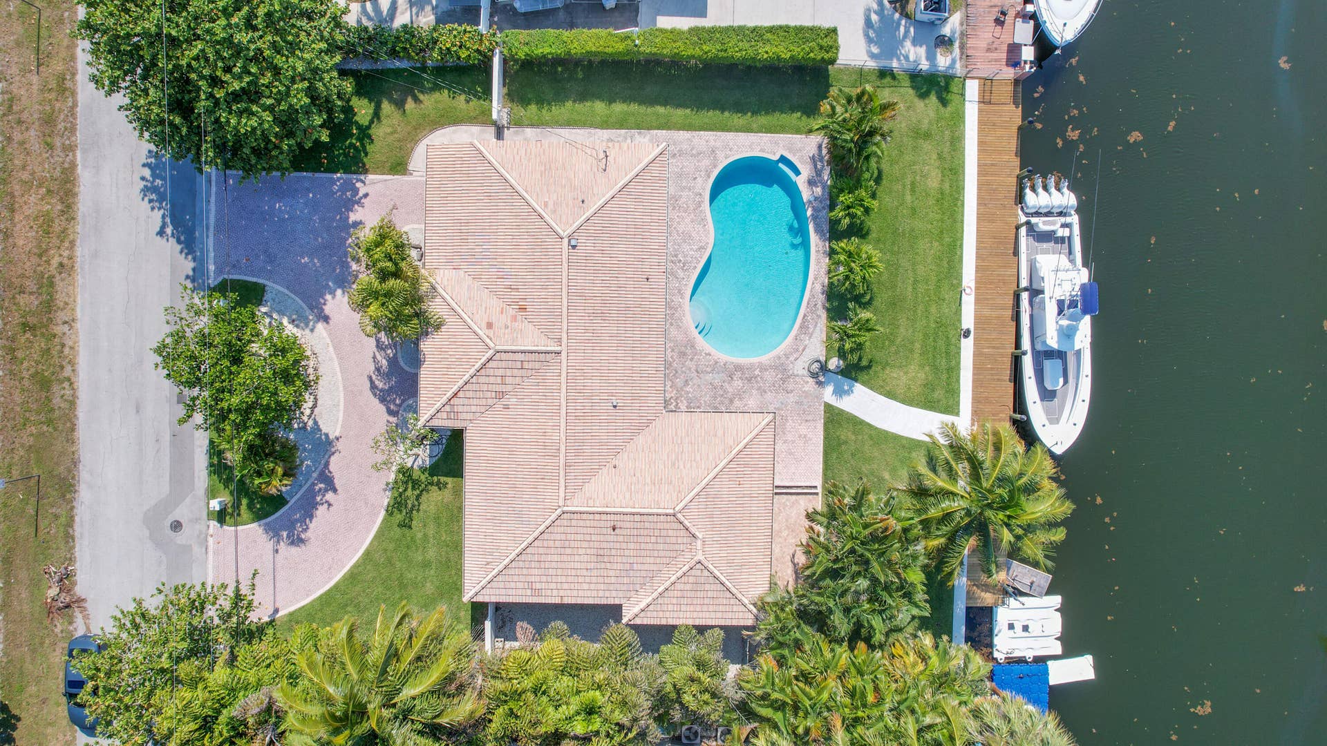 2265 NE 24th Street, Lighthouse Point, FL 33064 2265 NE 24th St - 56