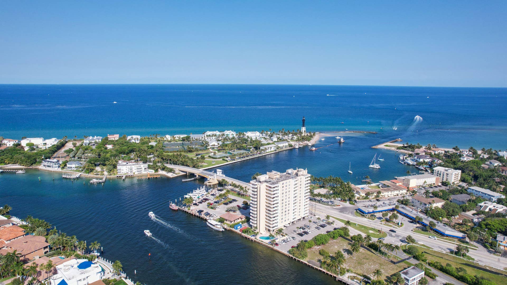 2265 NE 24th Street, Lighthouse Point, FL 33064 2265 NE 24th St - 64