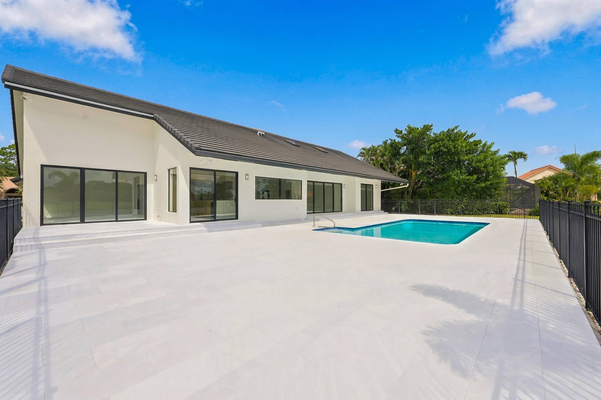 10941 BOCA WOODS Lane, Boca Raton, FL 33428 patio features private area outside master bedroom