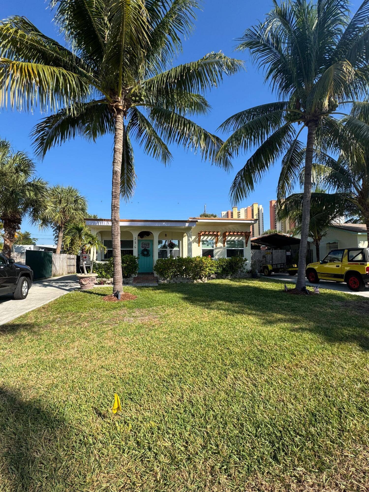 256 E 24TH Street, Riviera Beach, Riviera Beach, FL 33404 WhatsApp Image 2025-11-18 at 22.05.06 (1