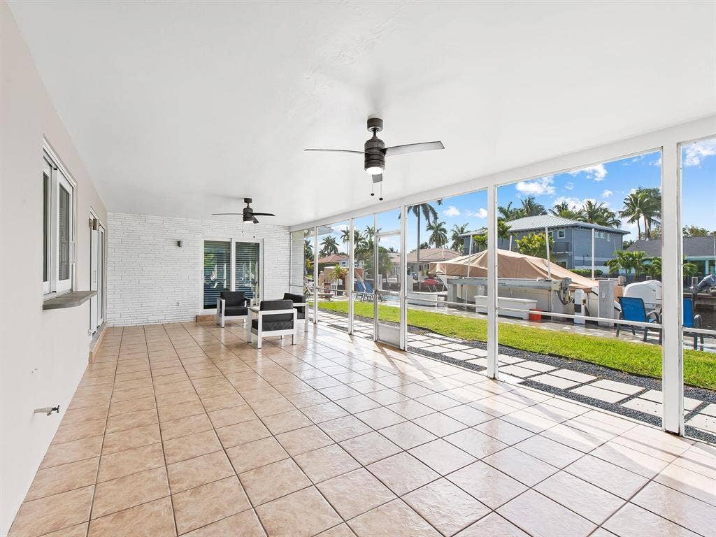 300 SE 10TH Street, Pompano Beach, FL 33060 GetMedia (28)