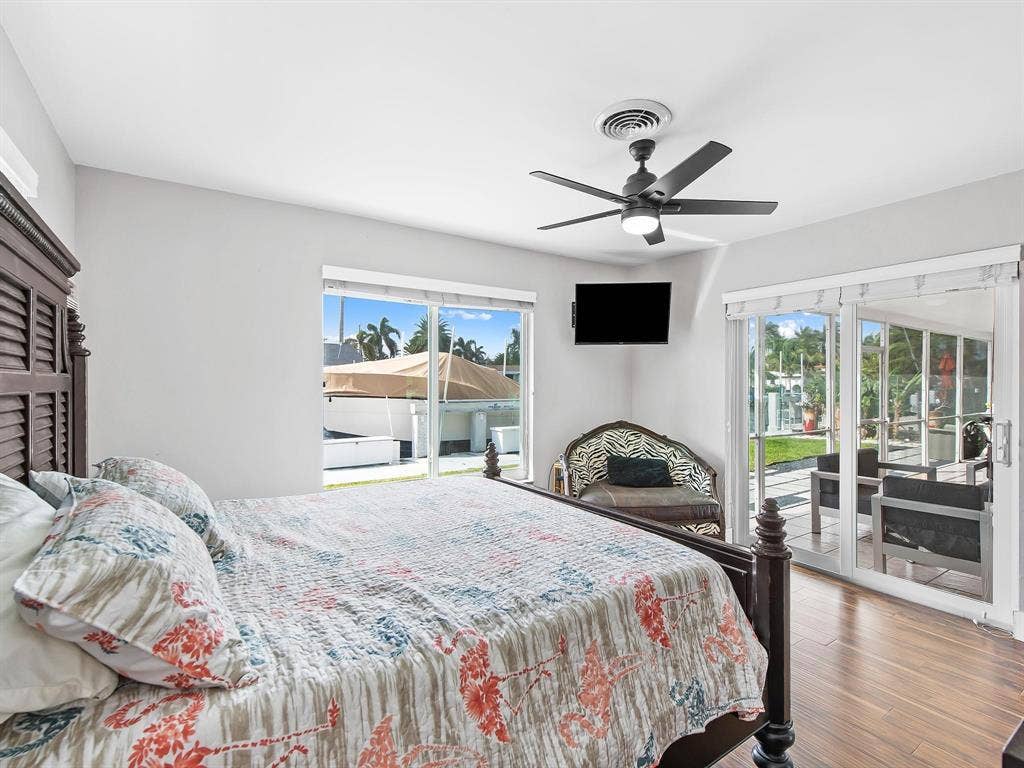 300 SE 10TH Street, Pompano Beach, FL 33060 GetMedia (19)