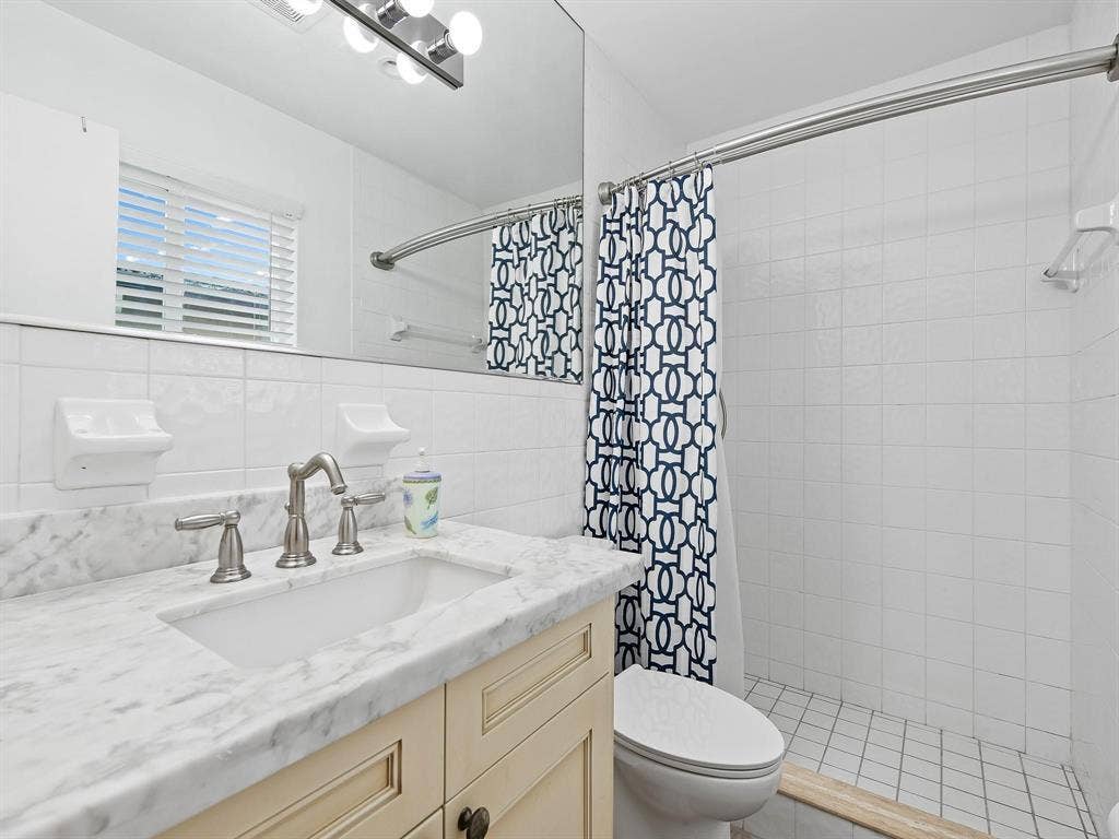 300 SE 10TH Street, Pompano Beach, FL 33060 GetMedia (21)