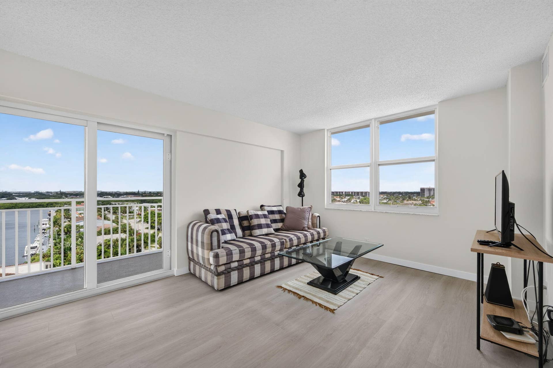 4505 S Ocean Boulevard, #802, Highland Beach, FL 33487 23-web-or-mls-DSC_0575