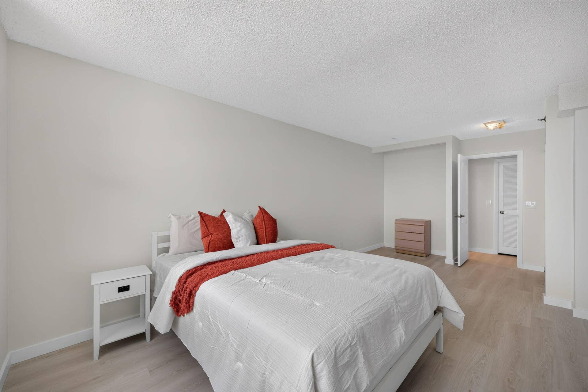 4505 S Ocean Boulevard, #802, Highland Beach, FL 33487 37-web-or-mls-DSC_0656