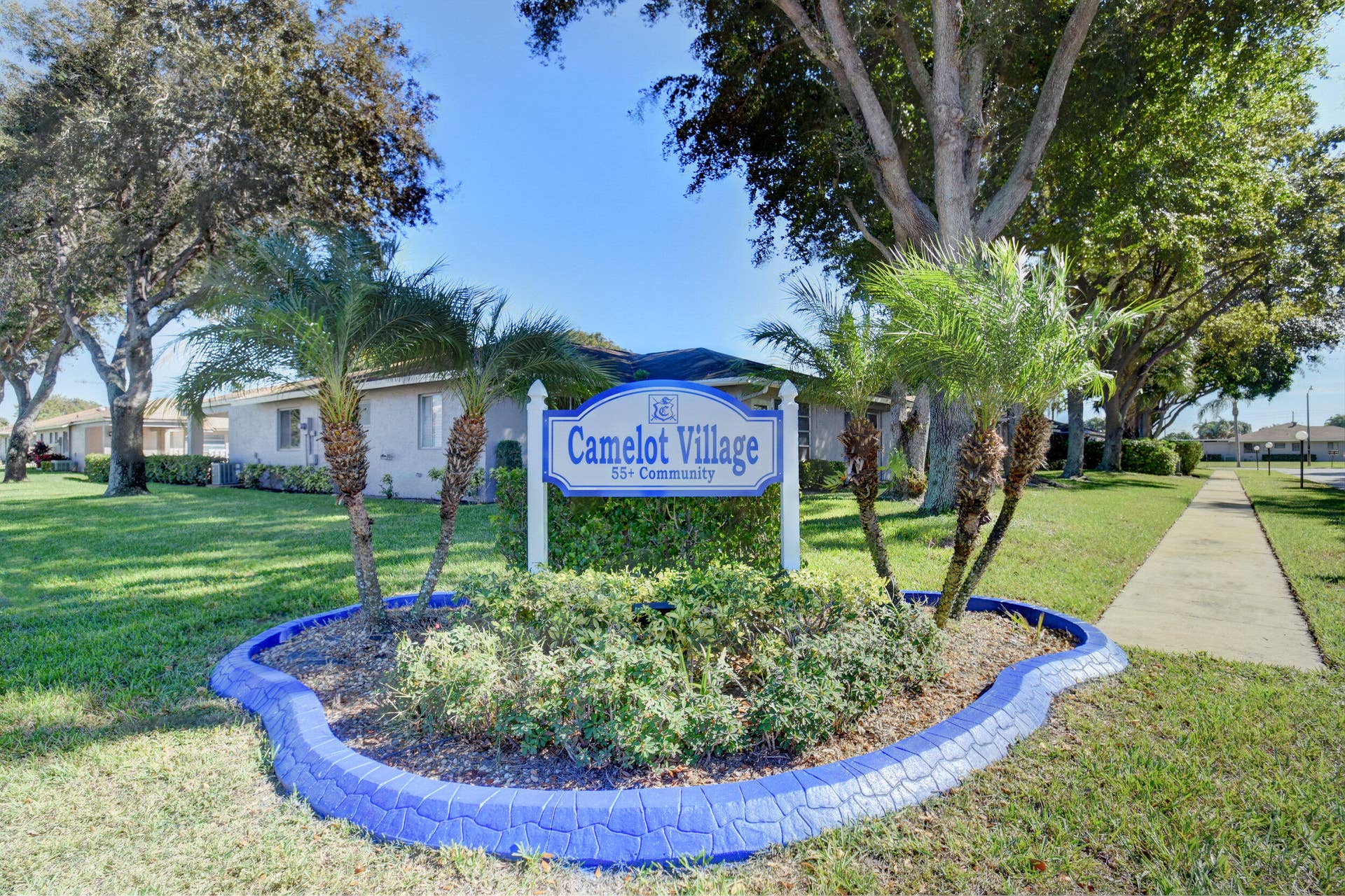 6801 Moonlit Drive, Delray Beach, FL 33446 40_camelot village (1)