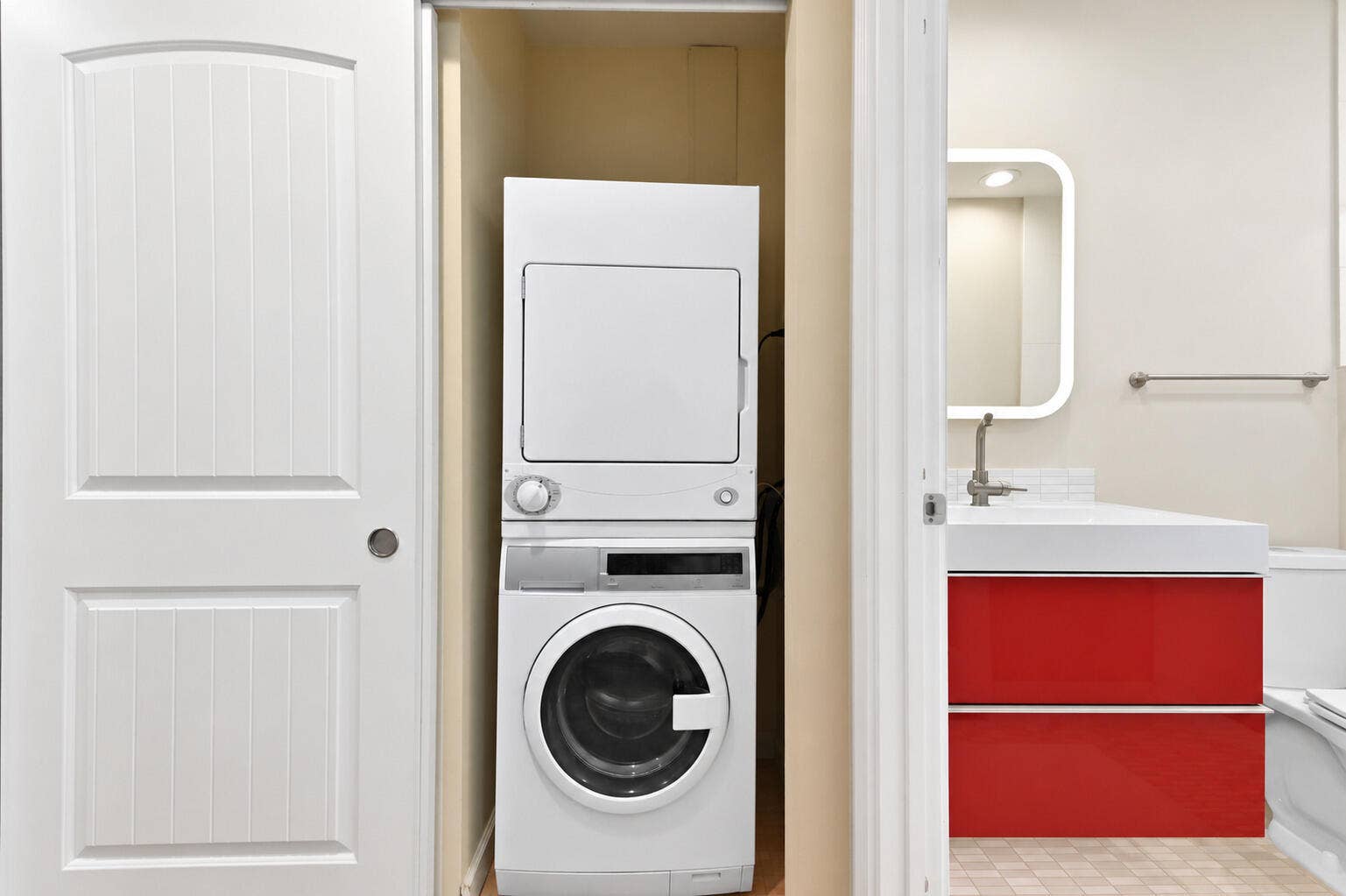 6801 Moonlit Drive, Delray Beach, FL 33446 11_Laundry