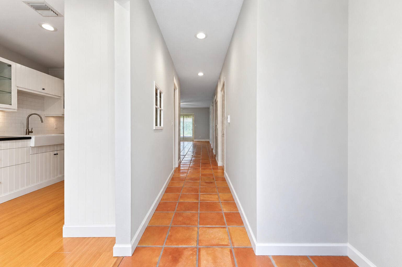 6801 Moonlit Drive, Delray Beach, FL 33446 04_Entry