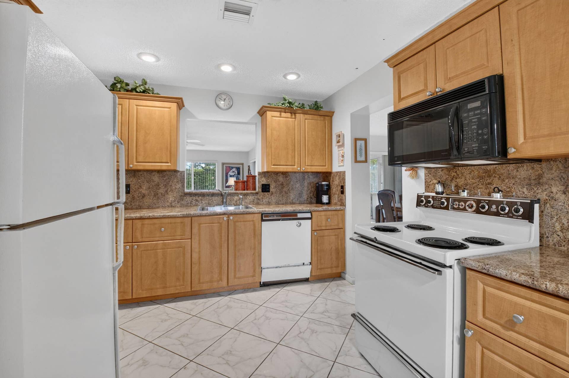 14512 BONAIRE Boulevard, Delray Beach, FL 33446 18-web-or-mls-DSC_8554