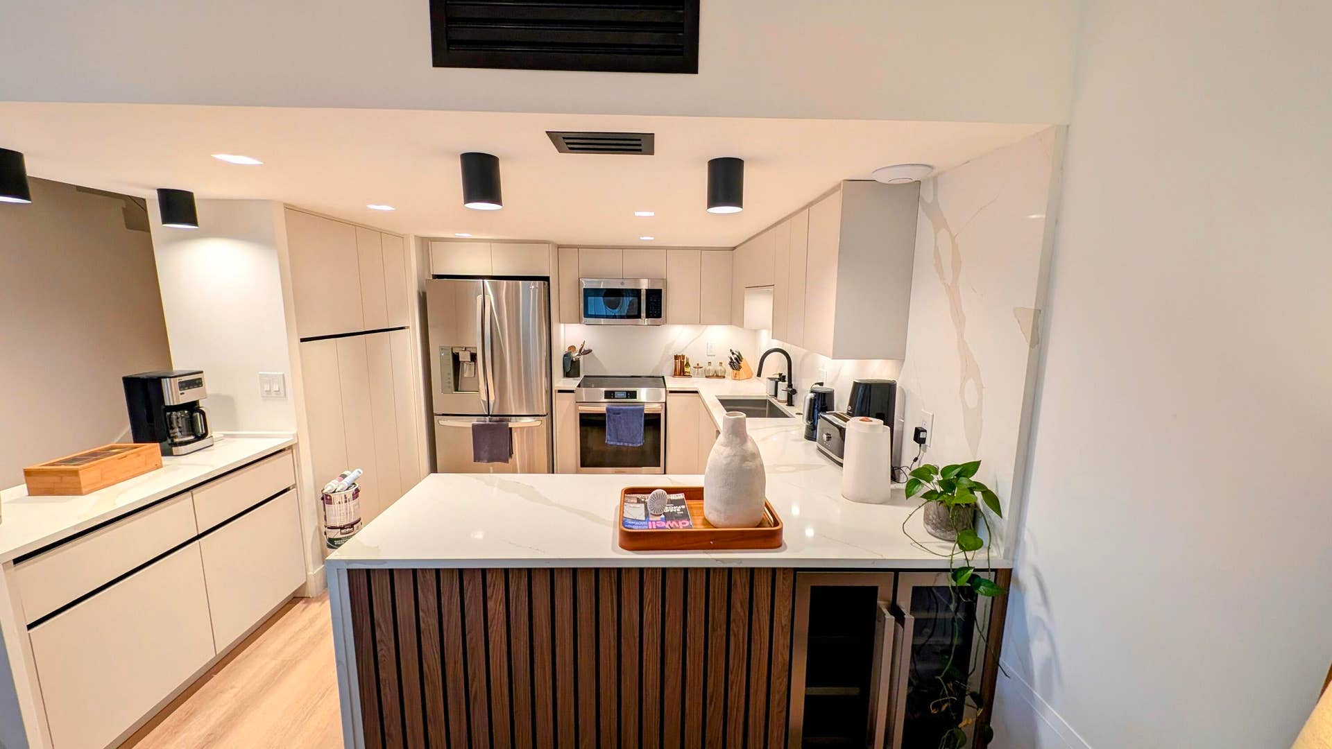 503 NW 98TH Avenue, Plantation, Plantation, FL 33324 PXL_20260910_220644821-EDIT